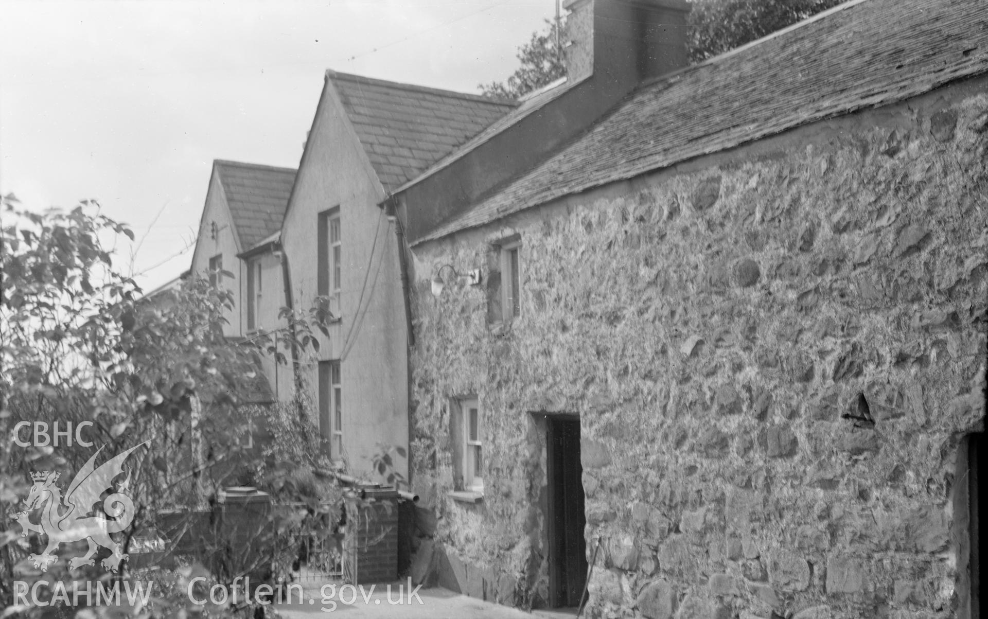 Black and white nitrate negative showing exterior view of Plas, Llannor.