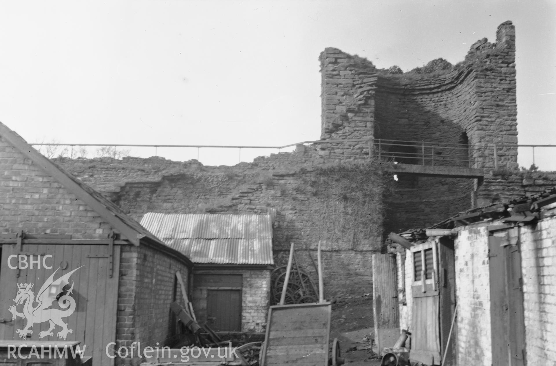 View of outbuildings built on Conwy town walls, taken in 11.01.1952.