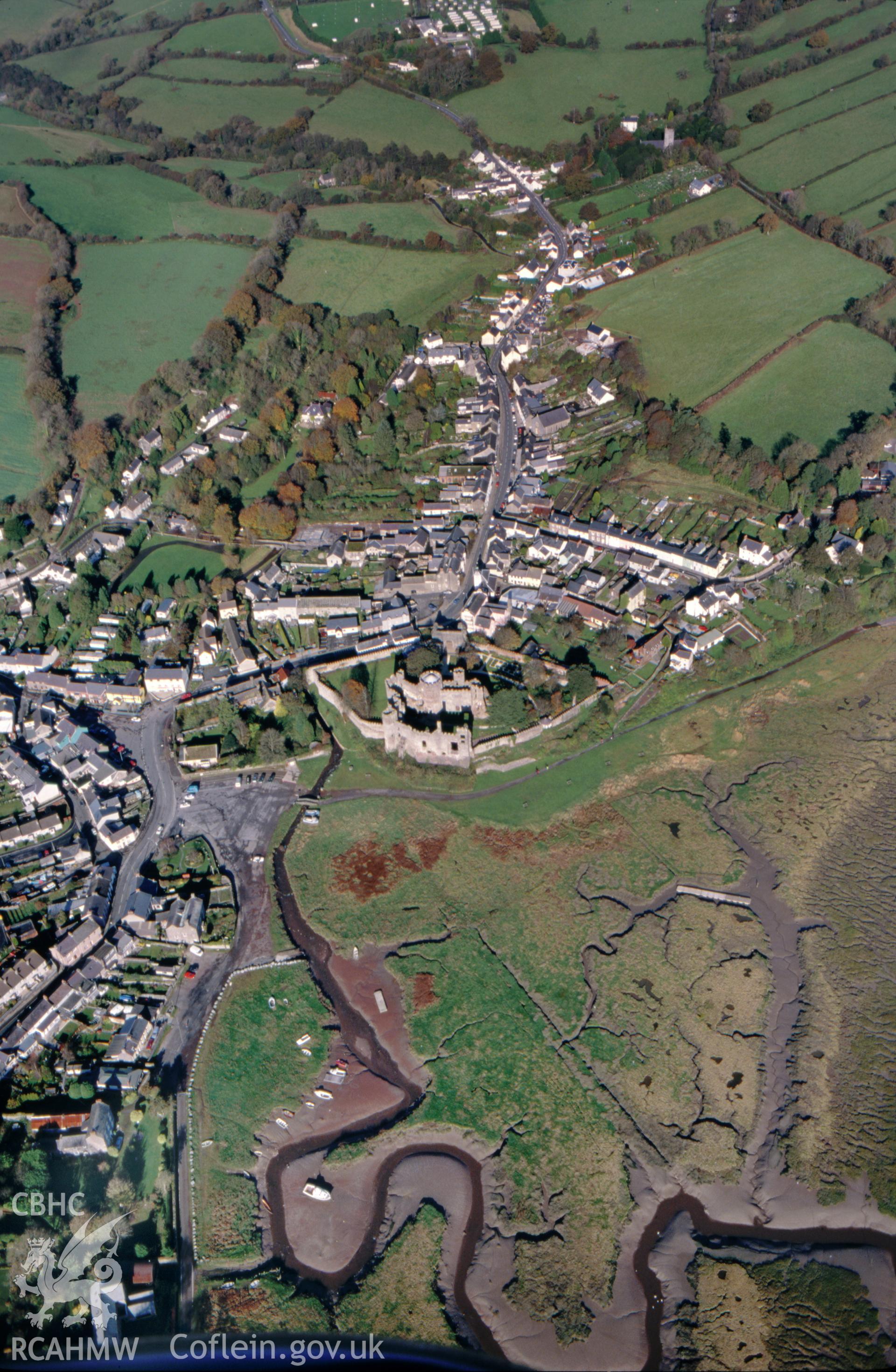 Slide of RCAHMW colour oblique aerial photograph of Laugharne, taken by T.G. Driver, 30/10/1998.