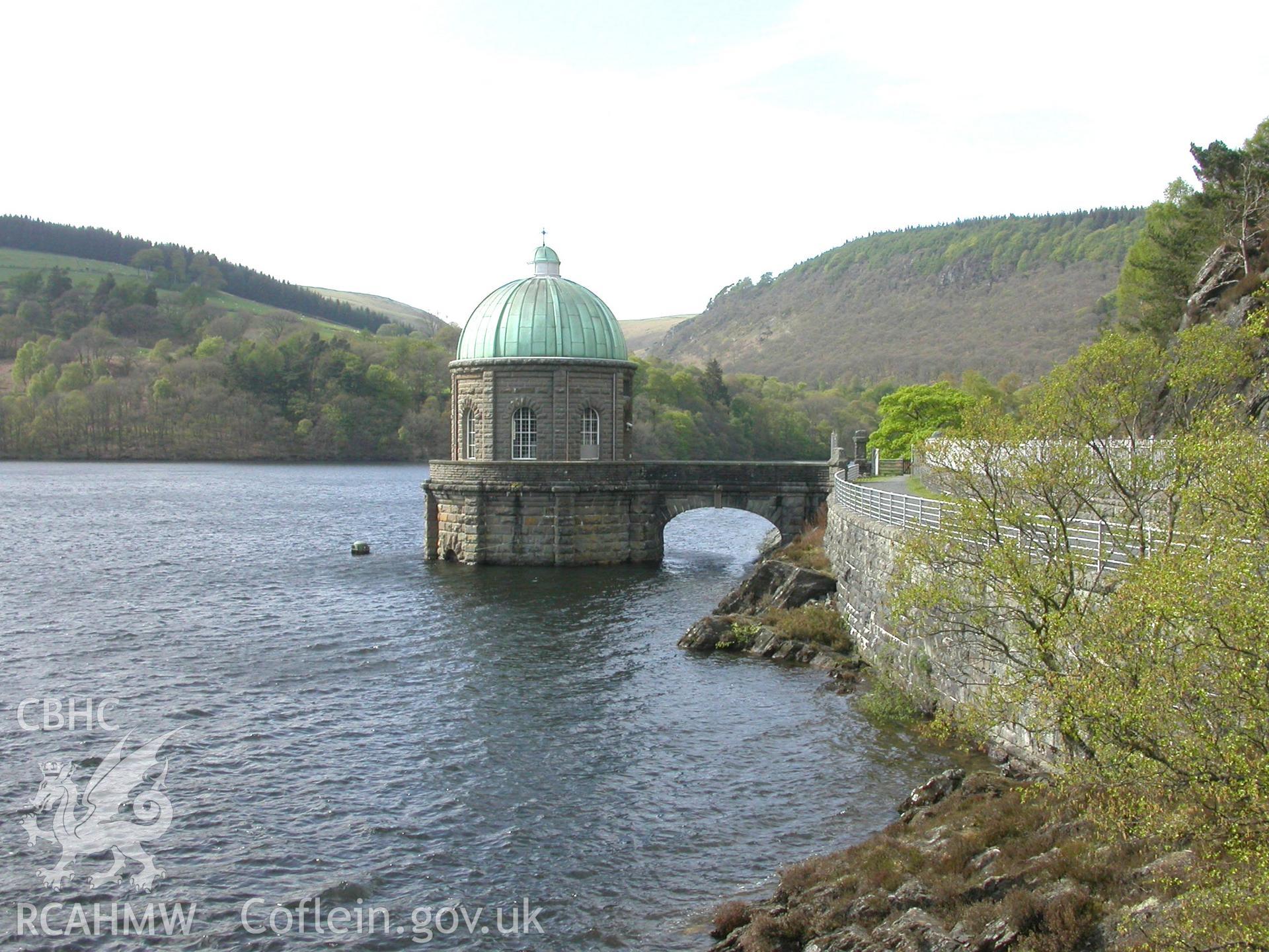 Valve tower from the Garreg-Ddu Viaduct in its setting.