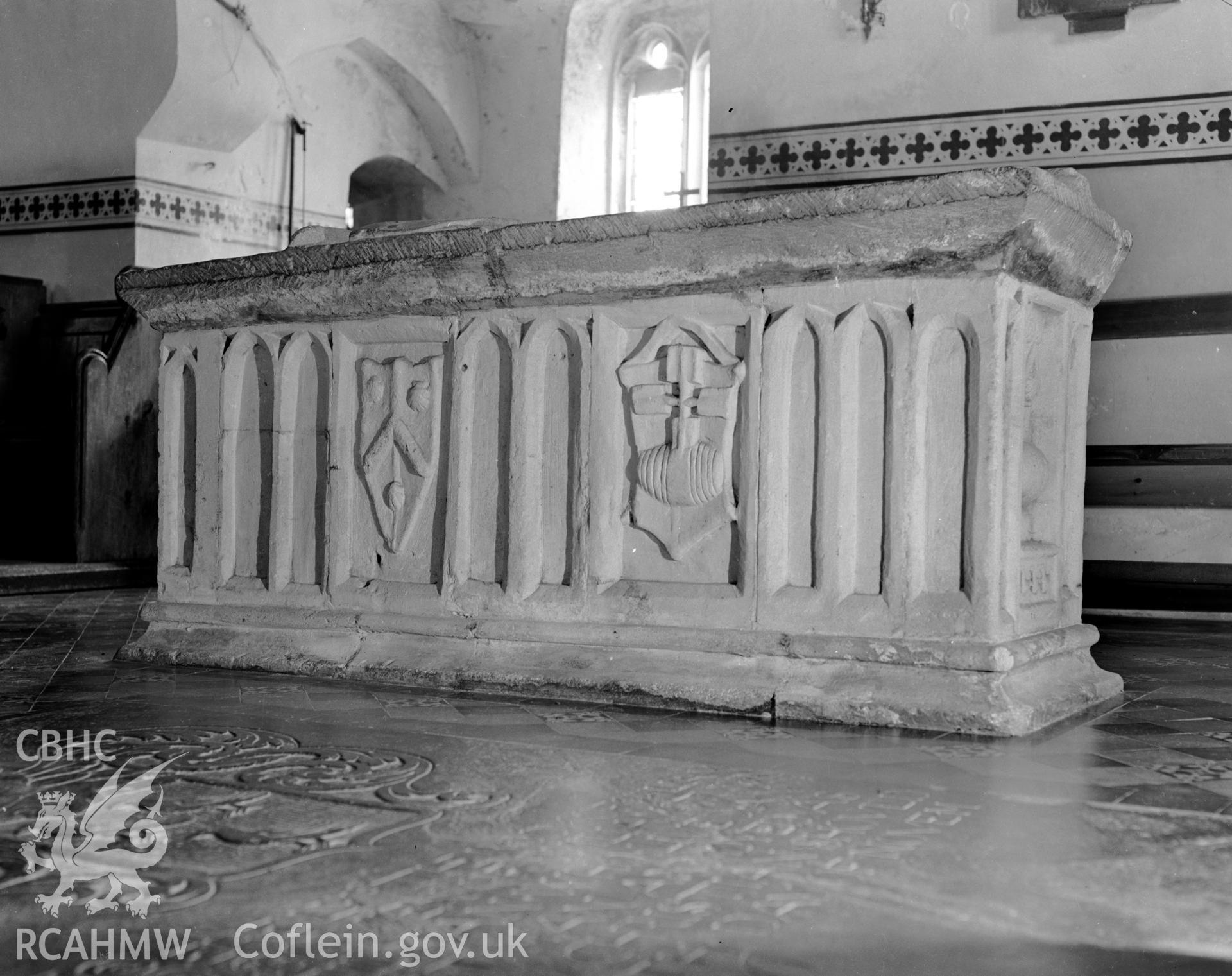 View of the 'Table Tomb' in the south side of the chancel at Burton Church taken in 31.07.1941.