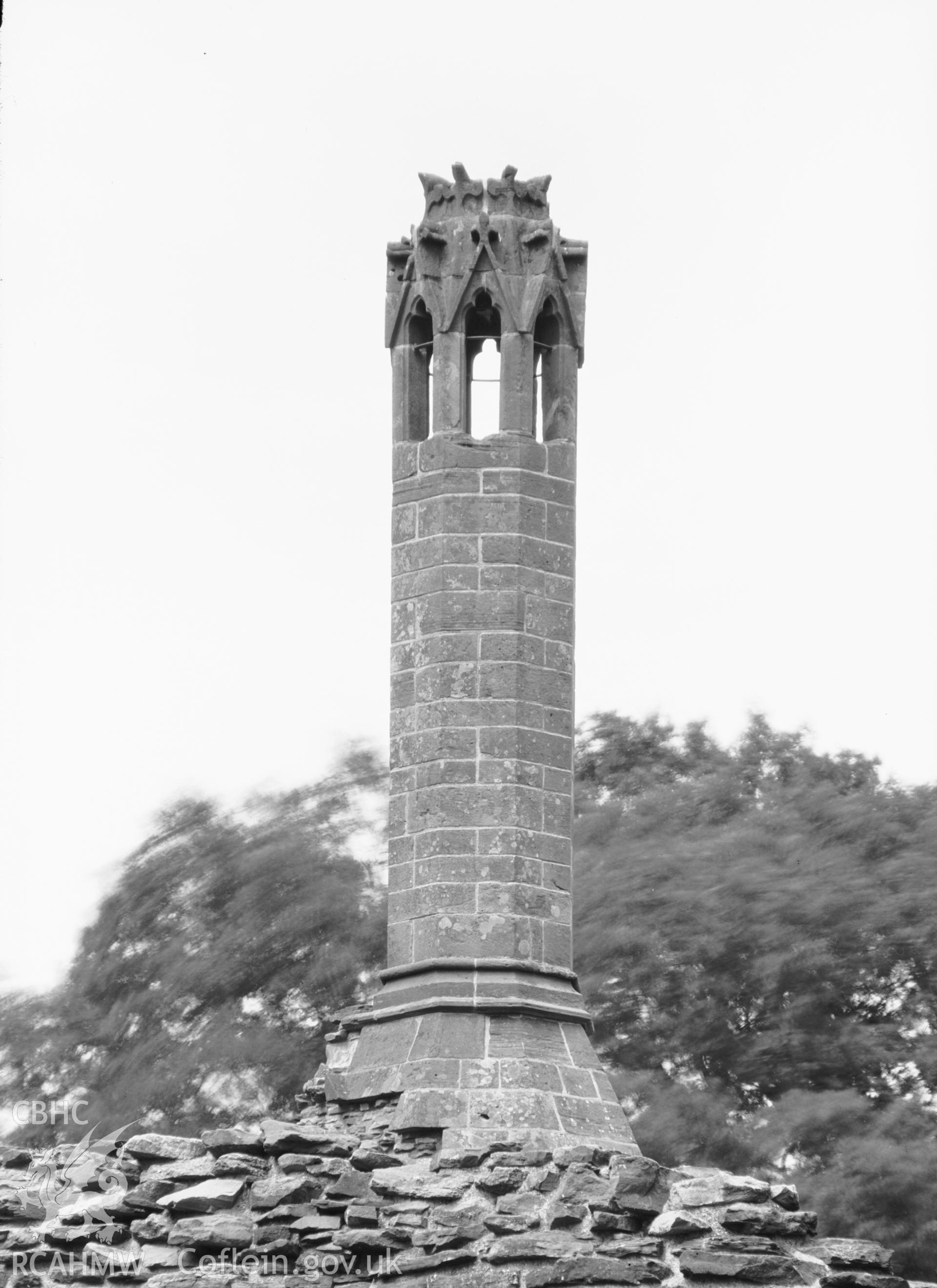View of the chimney of Grosmont Castle, Upper Dyffryn taken by Clayton.