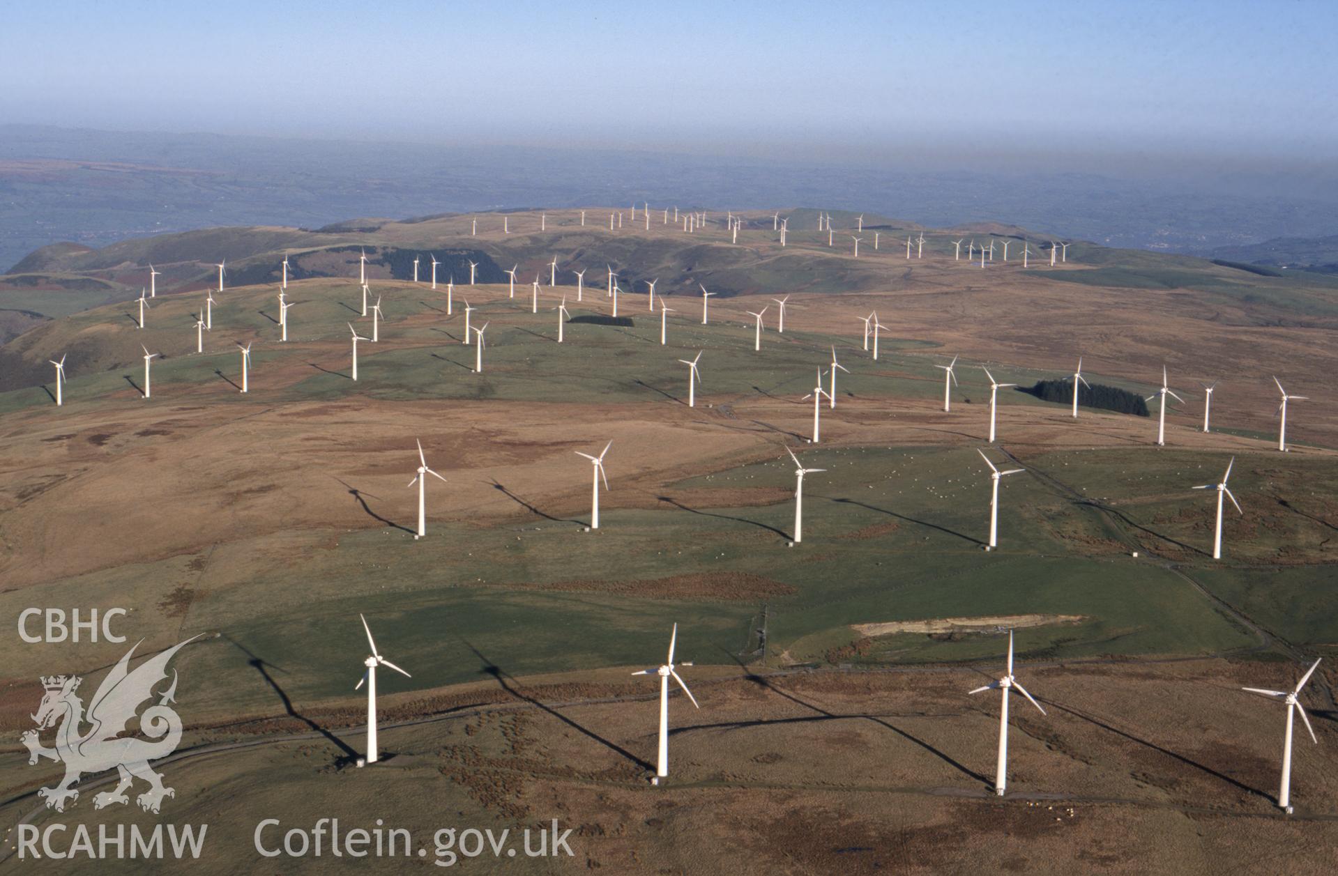 Slide of RCAHMW colour oblique aerial photograph of Llidiart-y-waen Windfarm, taken by T.G. Driver, 12/12/2001.