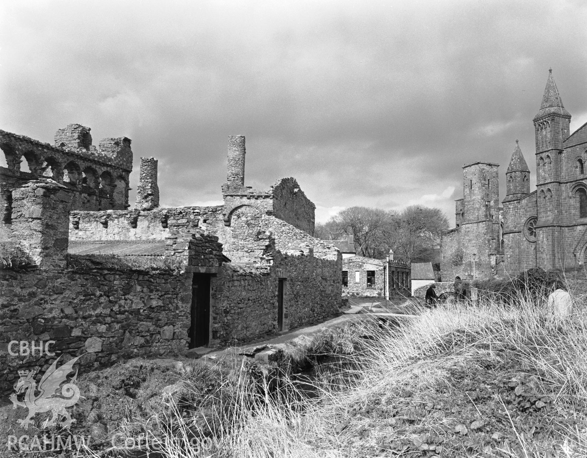 1 b/w print showing view of Bishop's Palace ruins, St David's; collated by the former Central Office of Information.