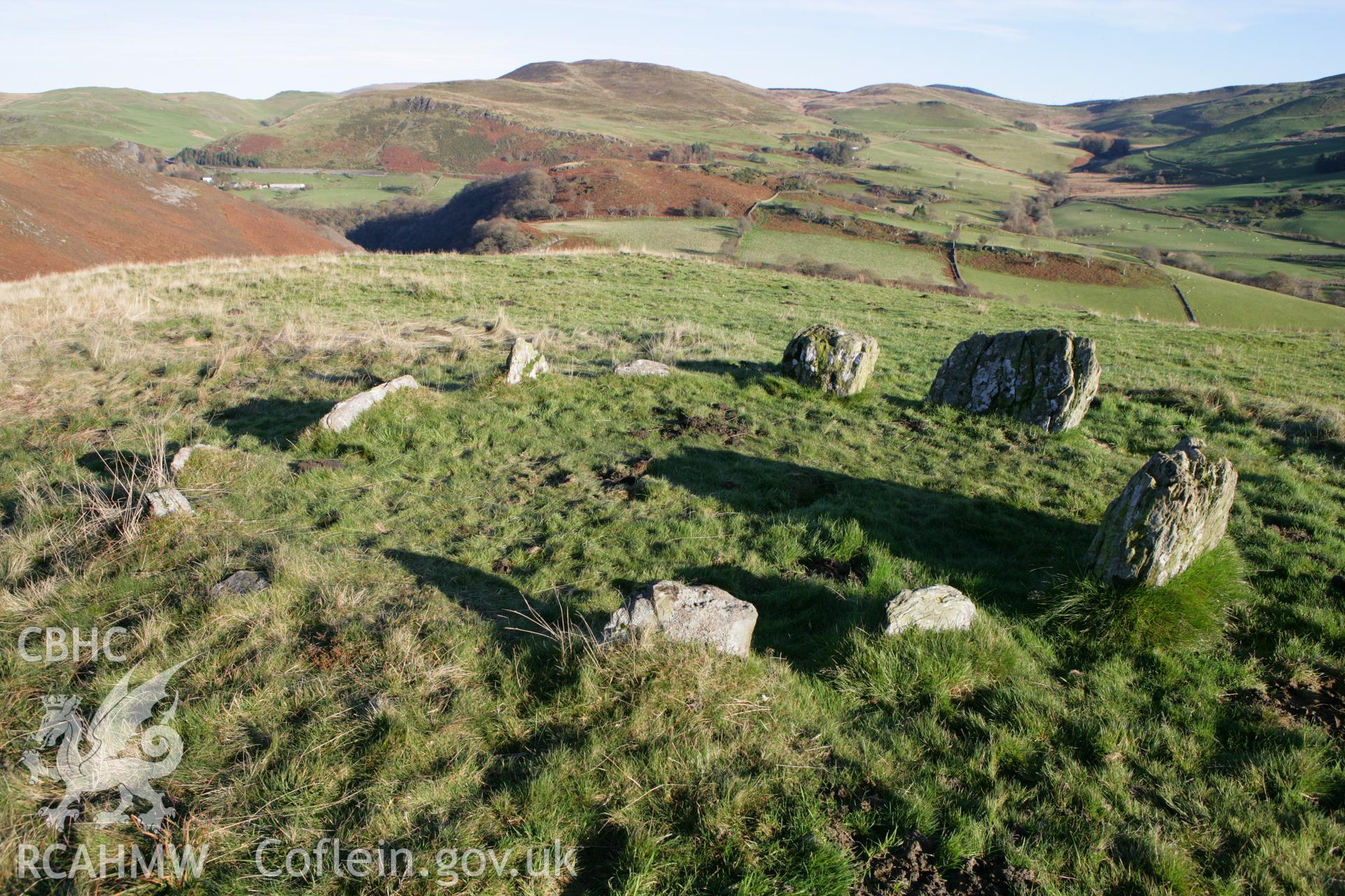 Dolgamfa cairn, view from north-west.