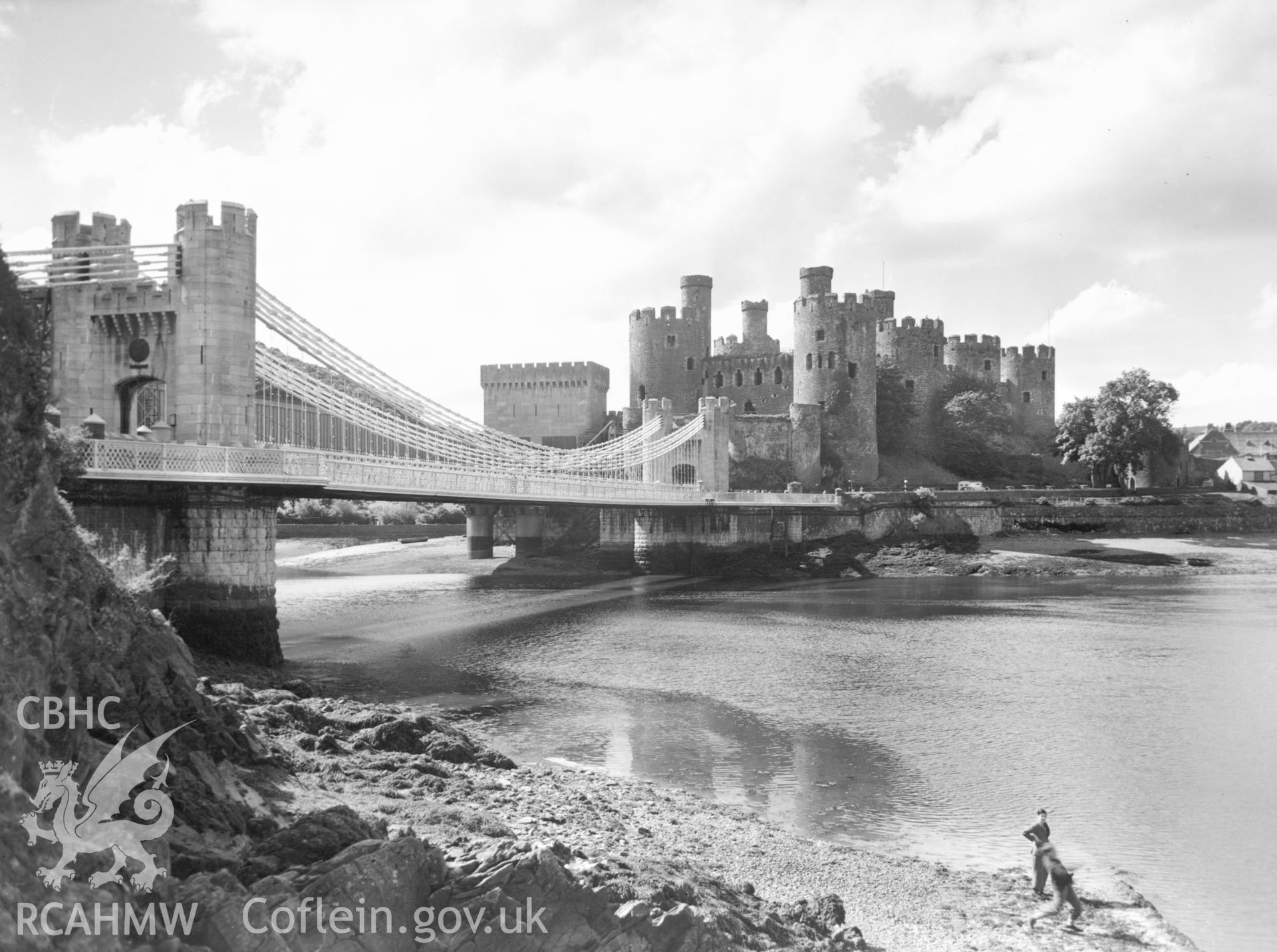 1 b/w print showing view of Conwy castle, collated by the former Central Office of Information.