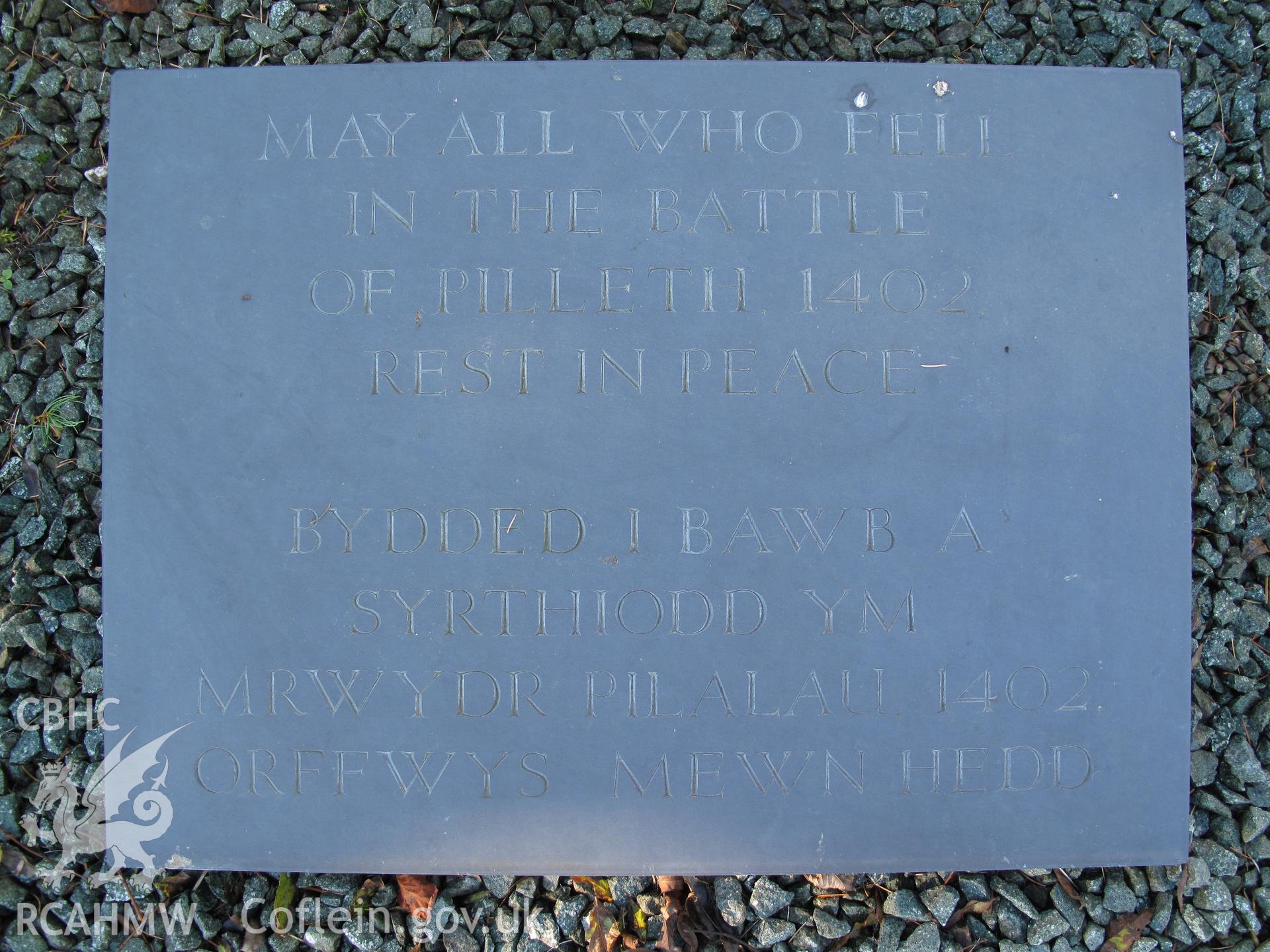 Slate plaque commemorating the battle of Pilleth, in St Mary's Churchyard, Pilleth, taken by Brian Malaws on 15 November 2010.