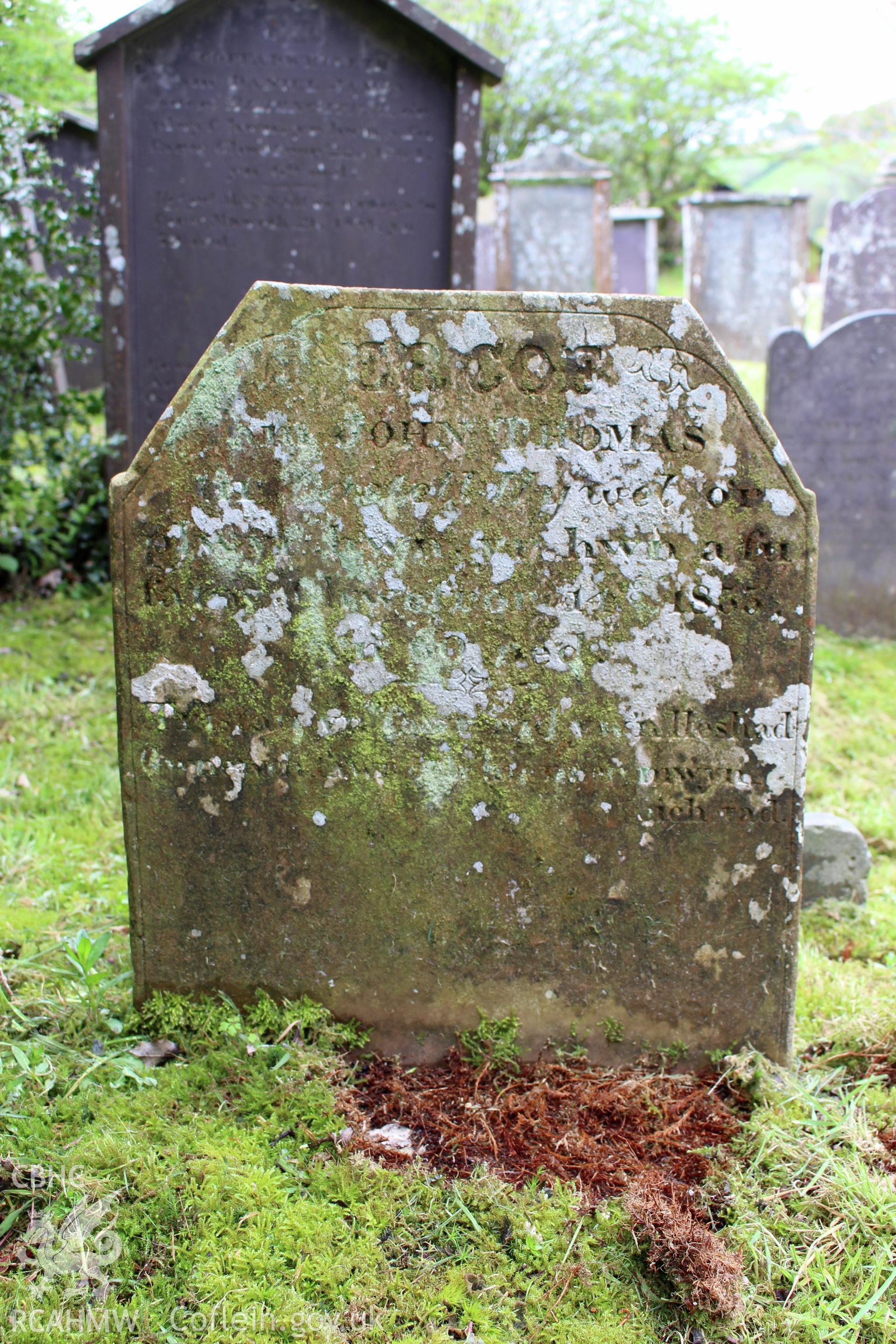 Gravestone of John Thomas