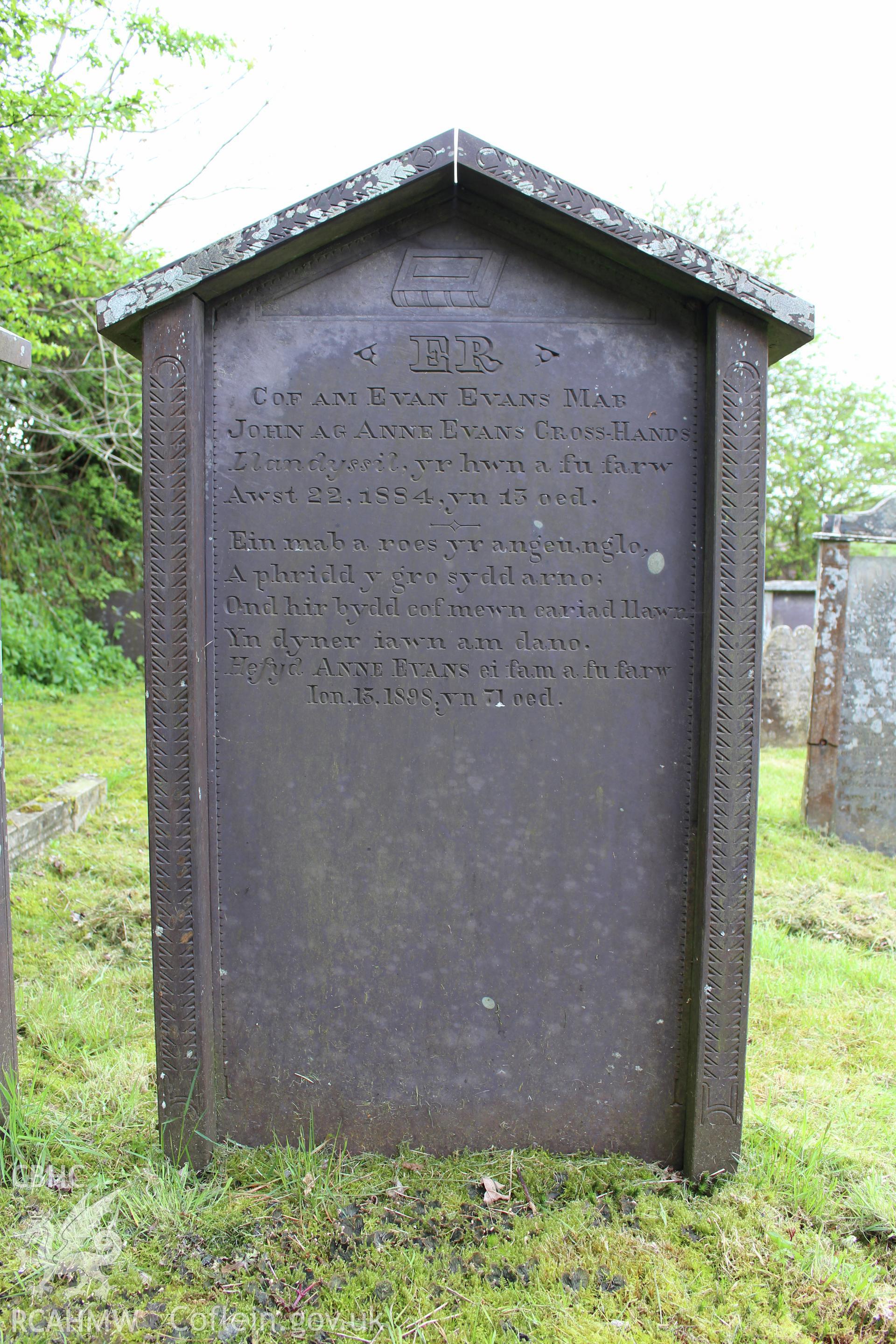 Gravestone of Evan & Anne Evans