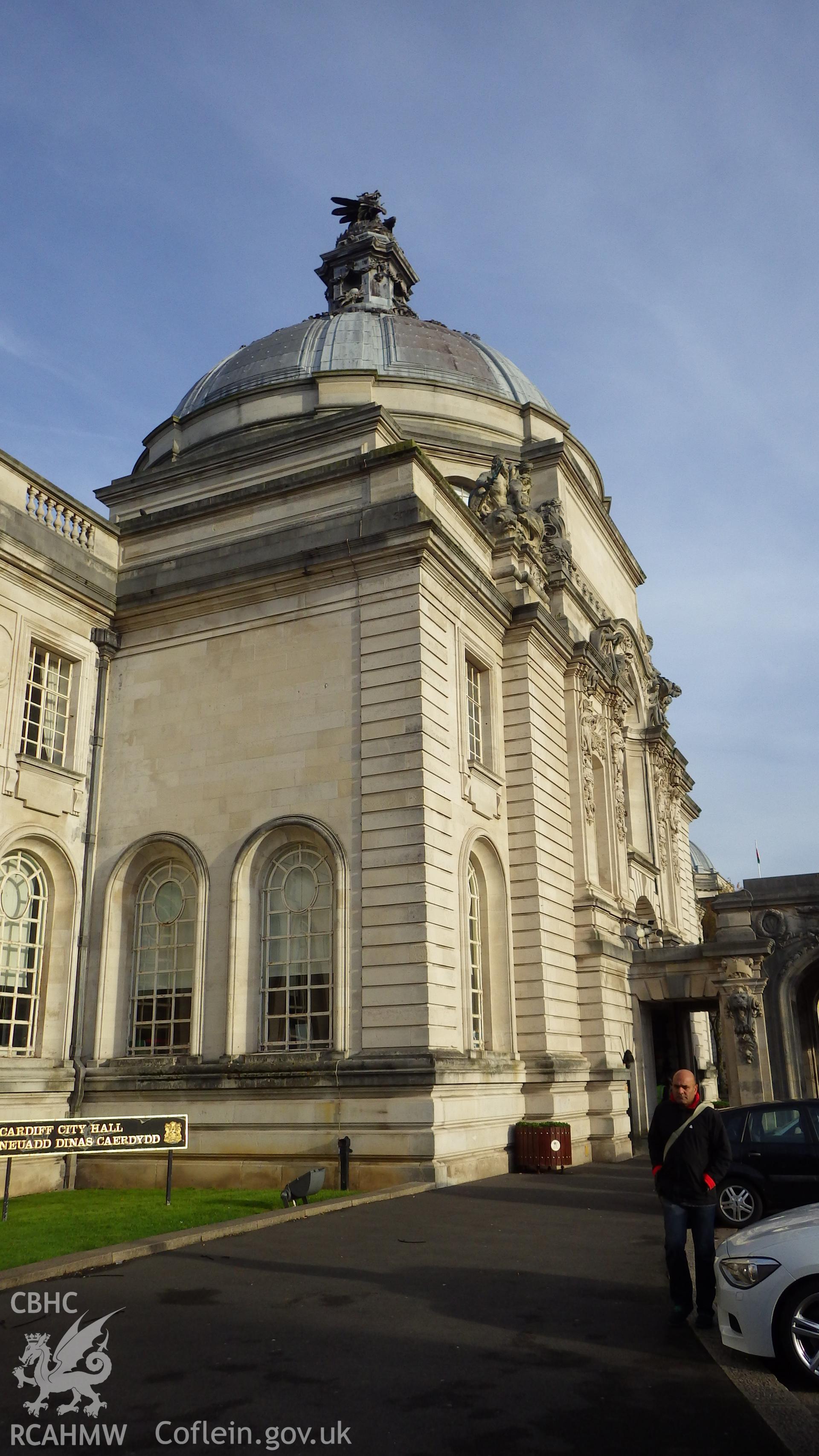 External view of Cardiff City Hall