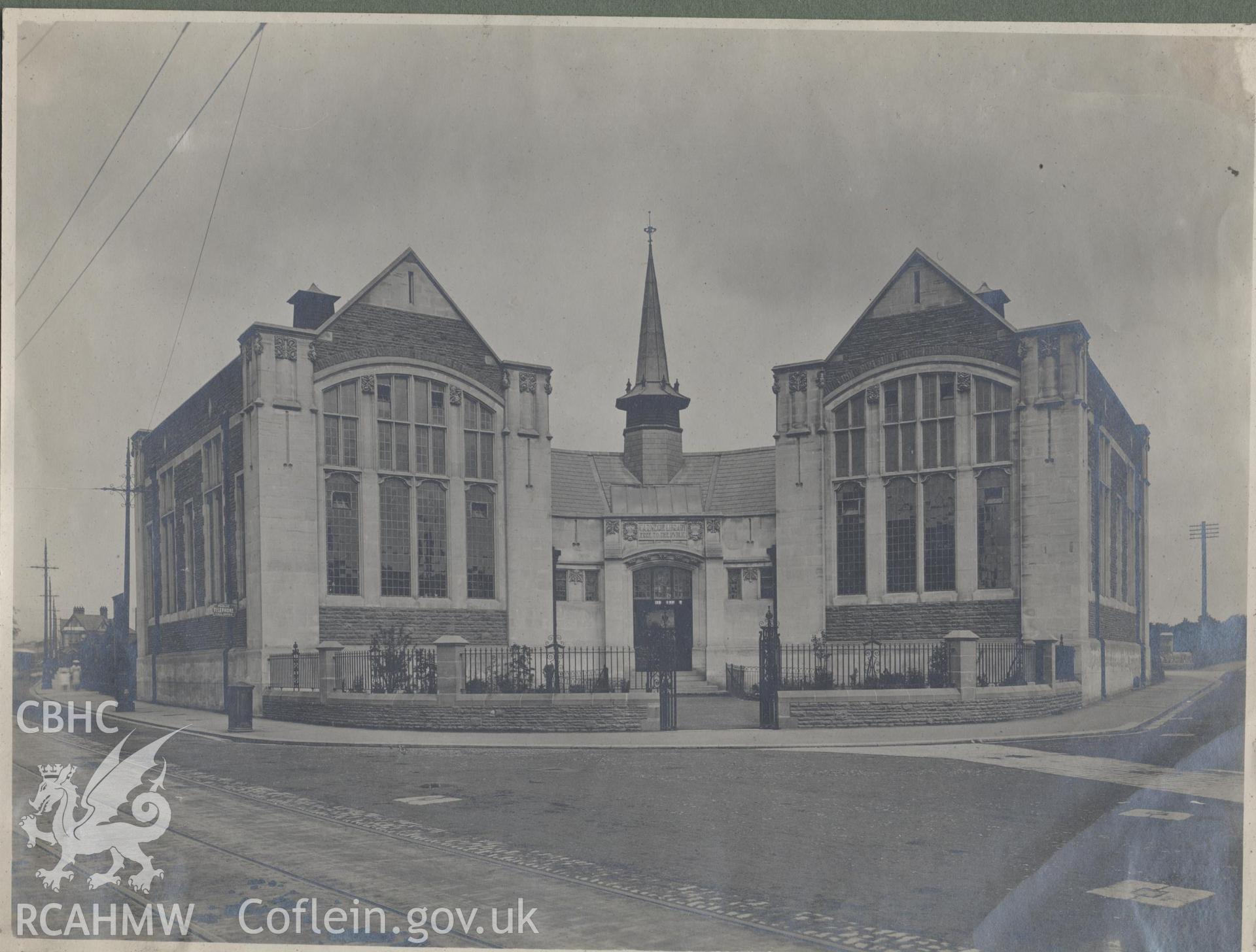 Black and white photograph showing the front exterior of Cathays Public Library, Cardiff.