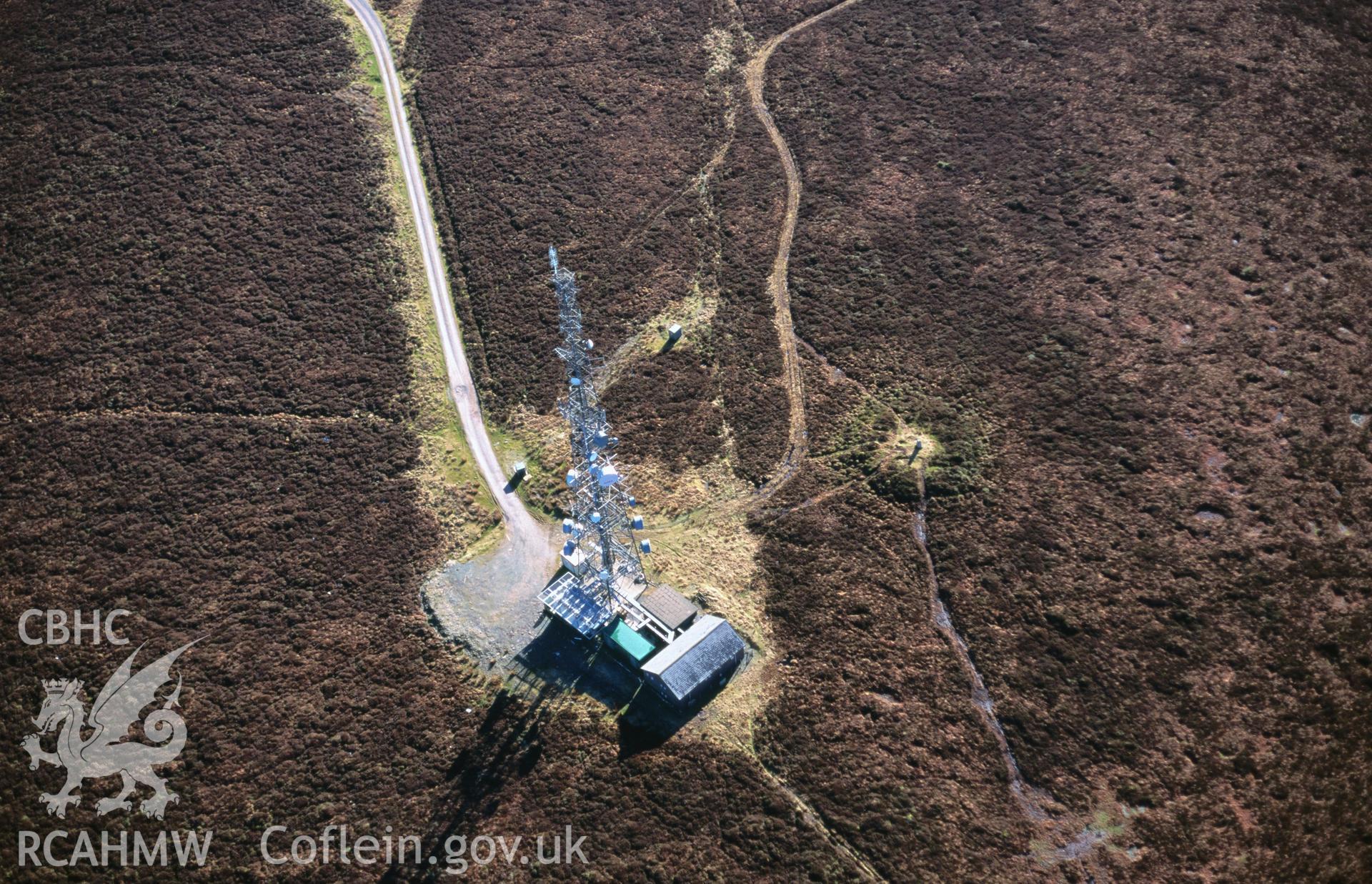 Slide of RCAHMW colour oblique aerial photograph of Black Mixen, Barrow I, taken by T.G. Driver, 16/2/2001.