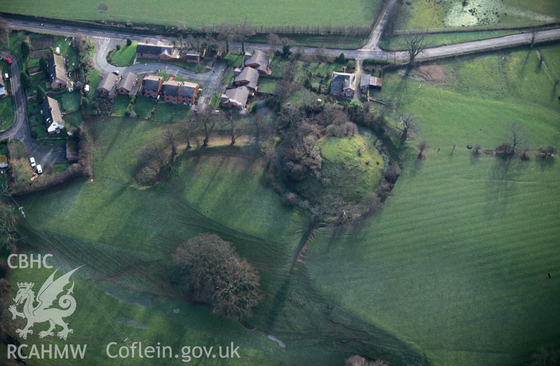 RCAHMW colour oblique aerial photograph of Domen Gastell, Llanfechain taken on 30/01/1995 by C.R. Musson