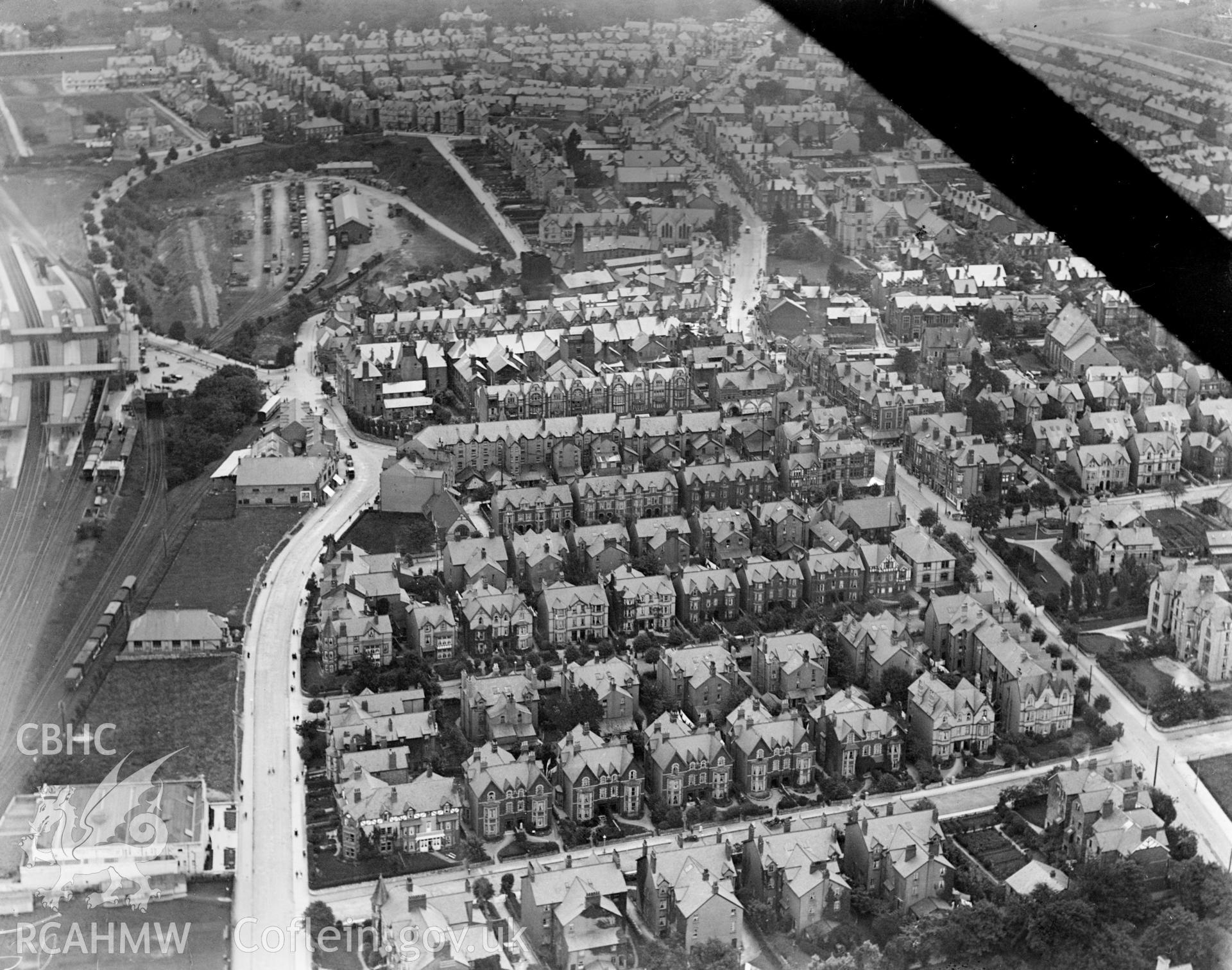 View of streets in Colwyn Bay, oblique aerial view. 5?x4? black and white glass plate negative.