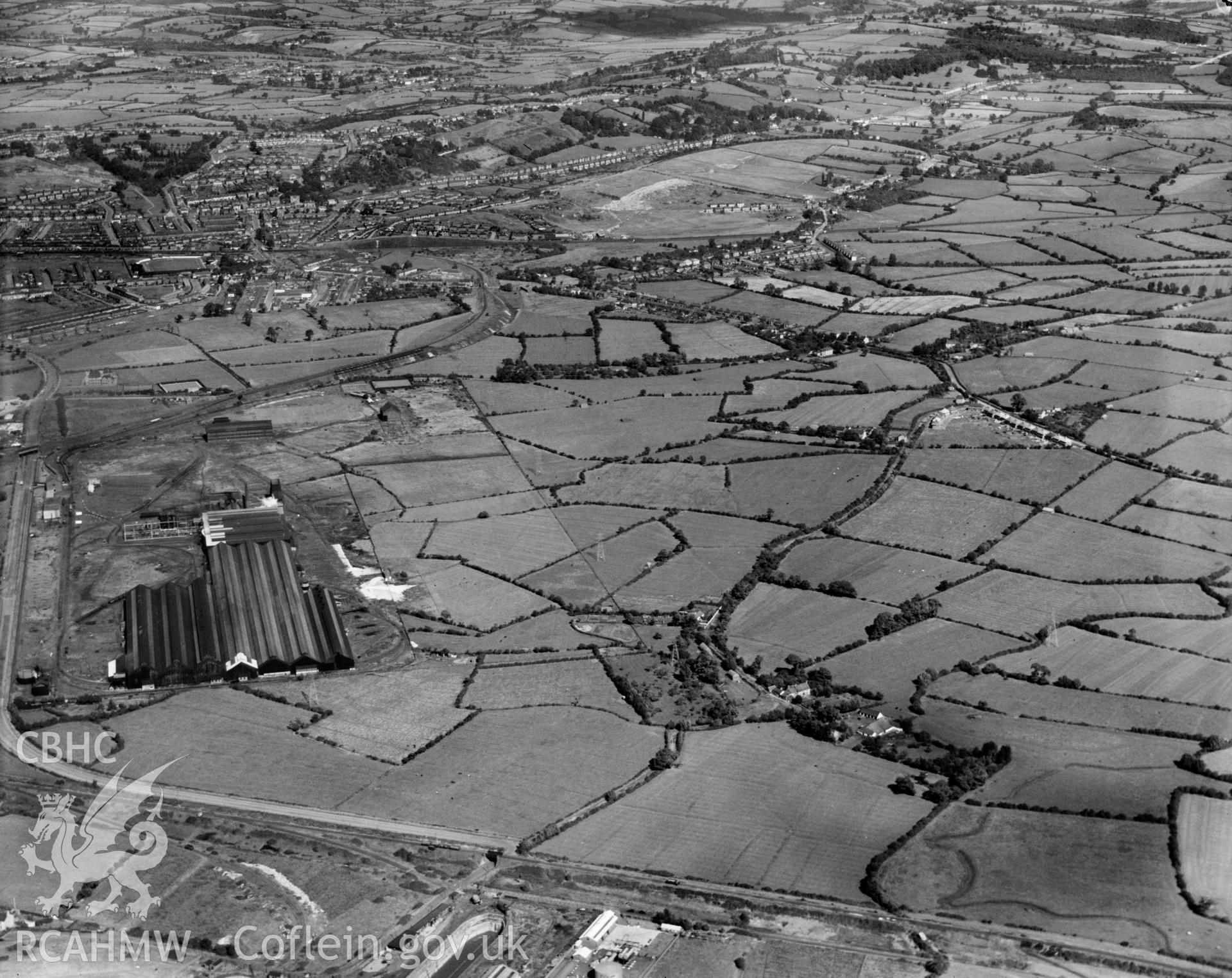 View of Newport showing Orb Steelworks, oblique aerial view. 5?x4? black and white glass plate negative.
