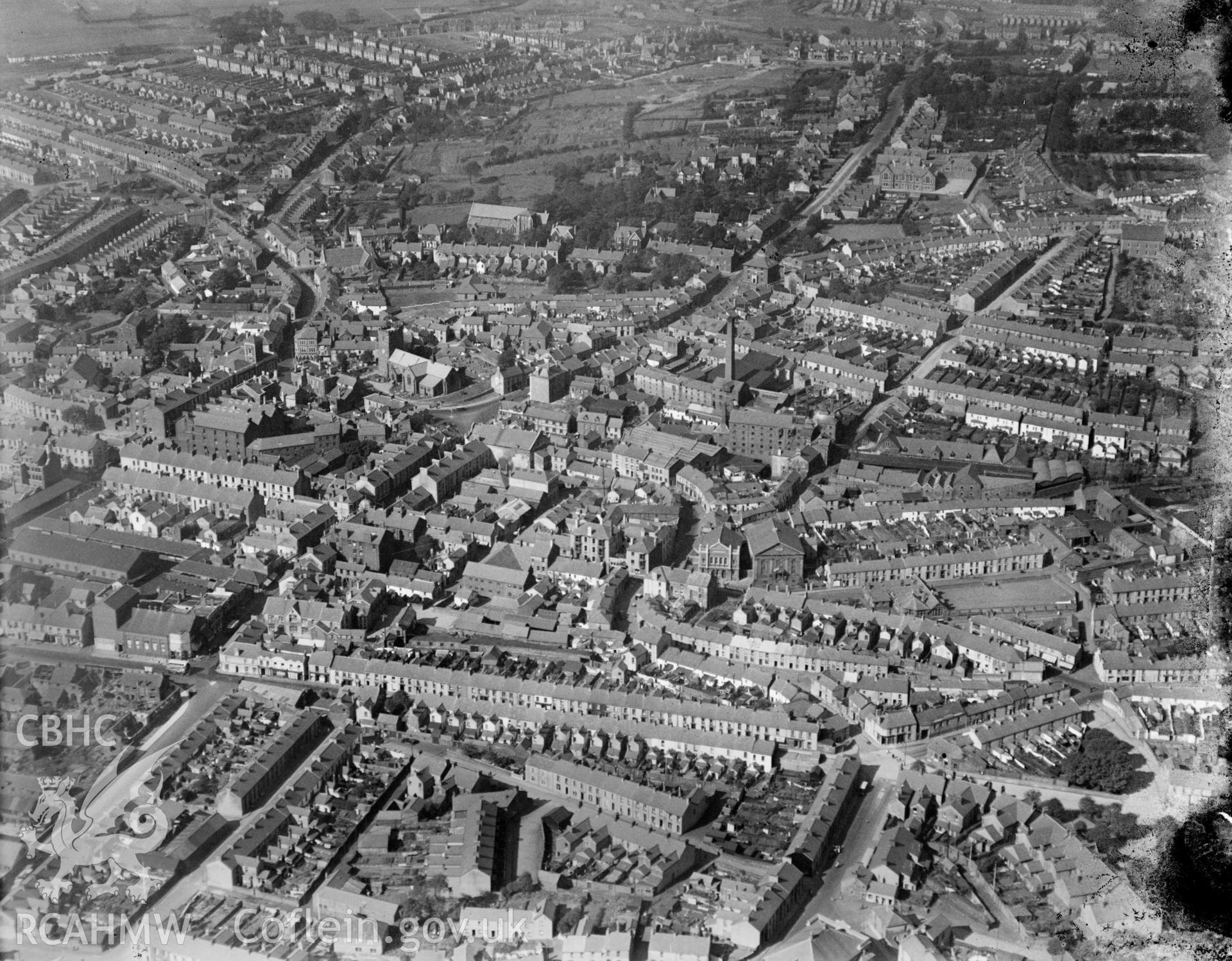 General view of Llanelli, oblique aerial view. 5?x4? black and white glass plate negative.
