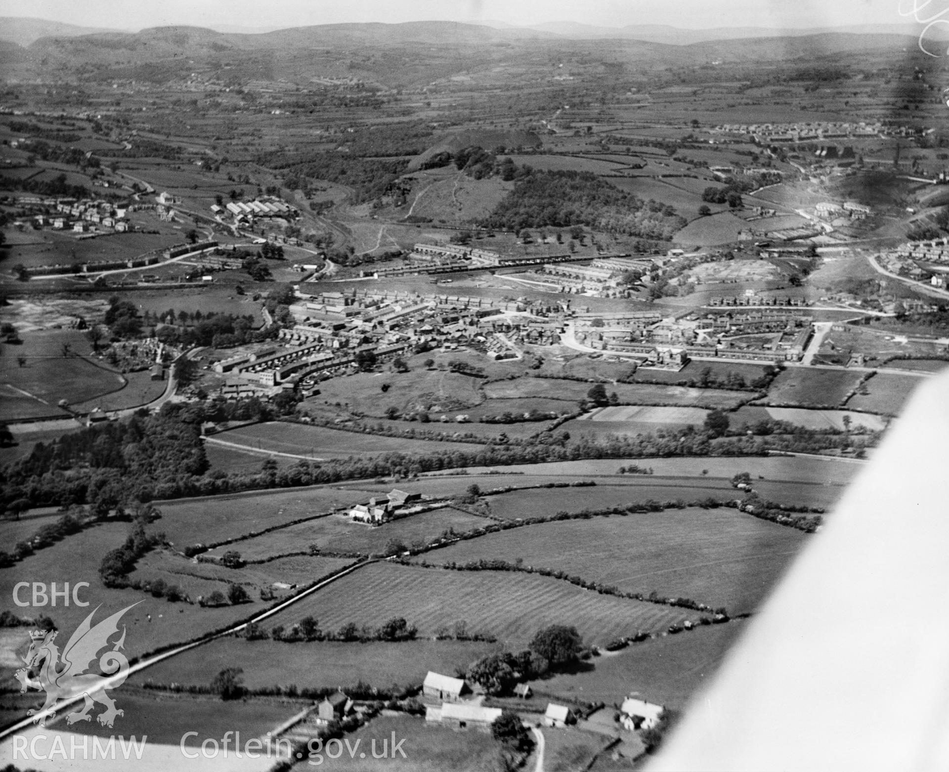 General view of Ystrad Mynach, oblique aerial view. 5?x4? black and white glass plate negative.
