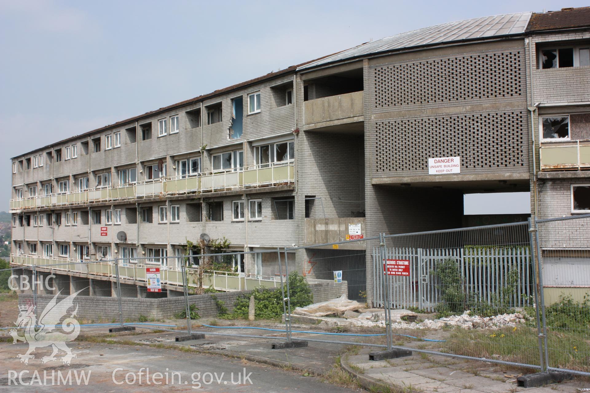 Photographic survey showing the exterior of the Billy Banks Estate by Geoff Ward 2010.