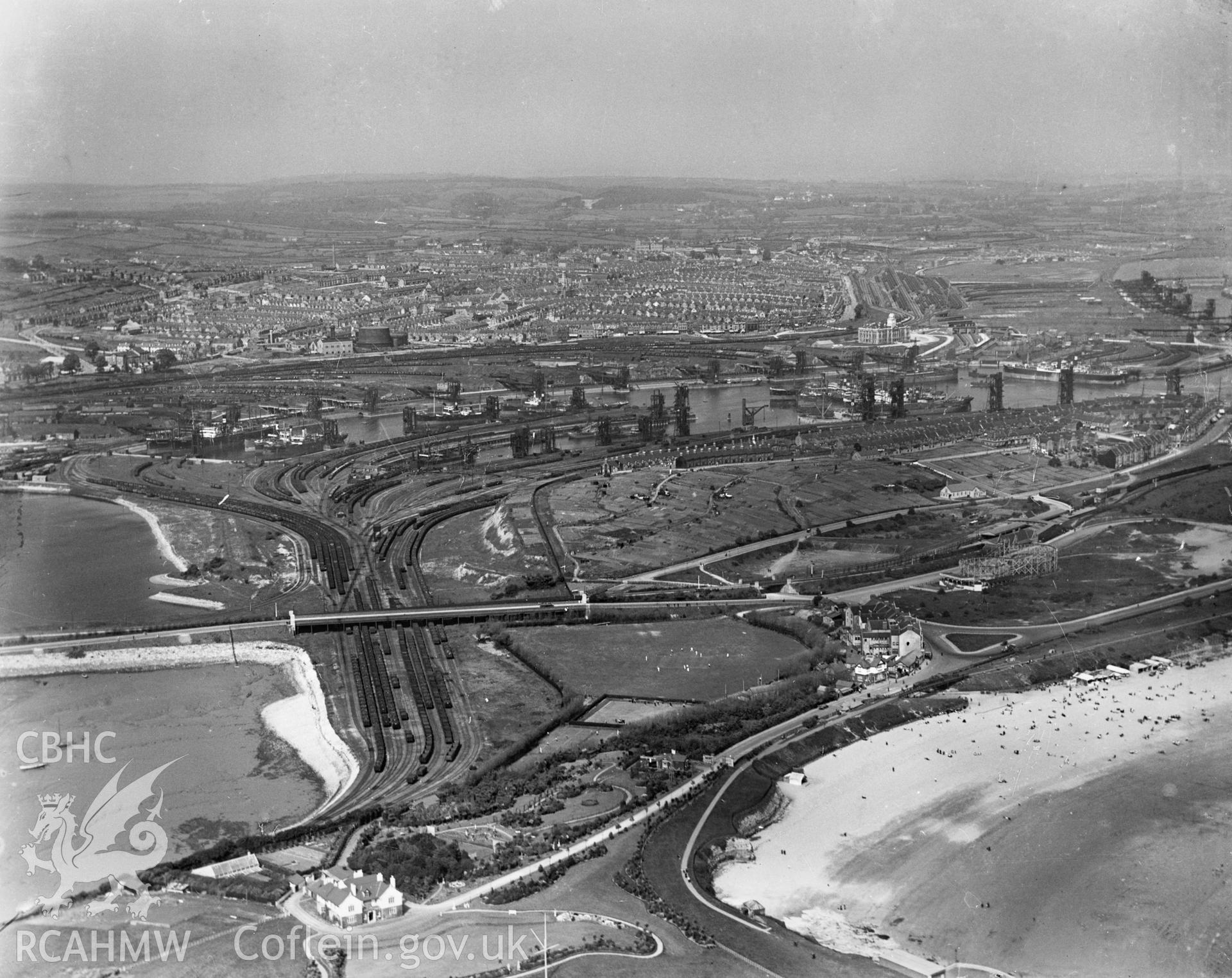 General view of Barry, oblique aerial view. 5?x4? black and white glass plate negative.