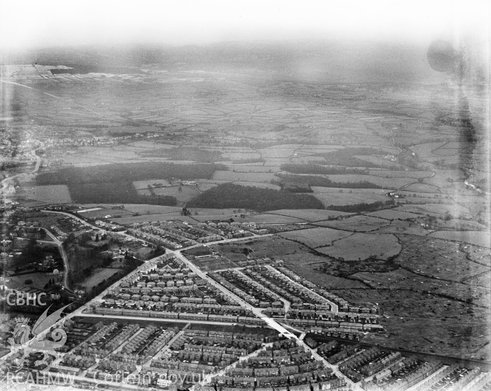 View near Cardiff showing parts of Llanishen, oblique aerial view. 5?x4? black and white glass plate negative.