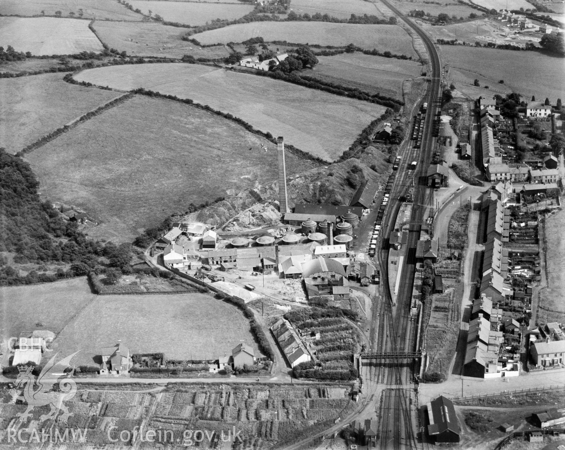 View of Hirwaun brickworks, commissioned by General Refractories. Oblique aerial photograph, 5?x4? BW glass plate.