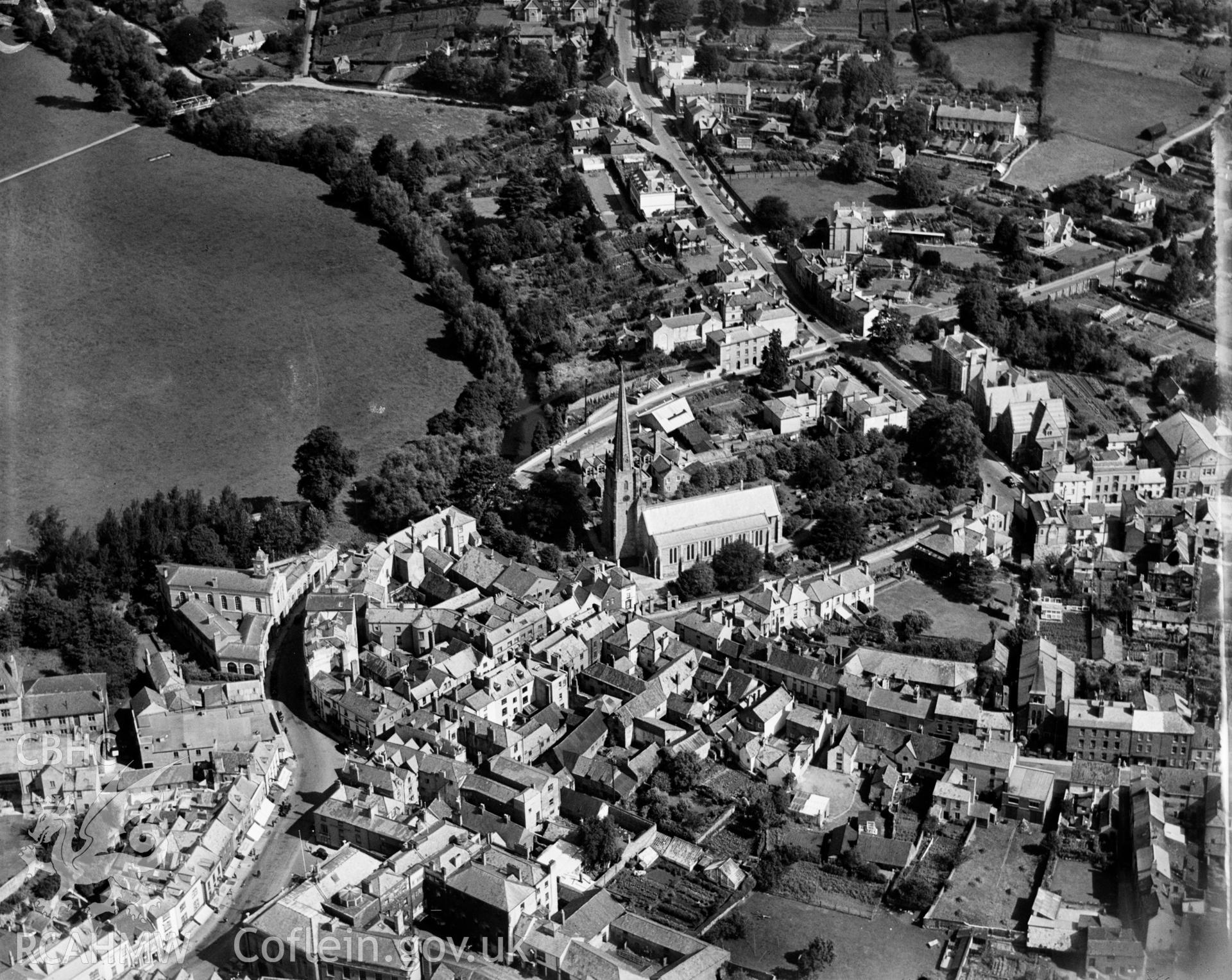 General view of Monmouth, oblique aerial view. 5?x4? black and white glass plate negative.