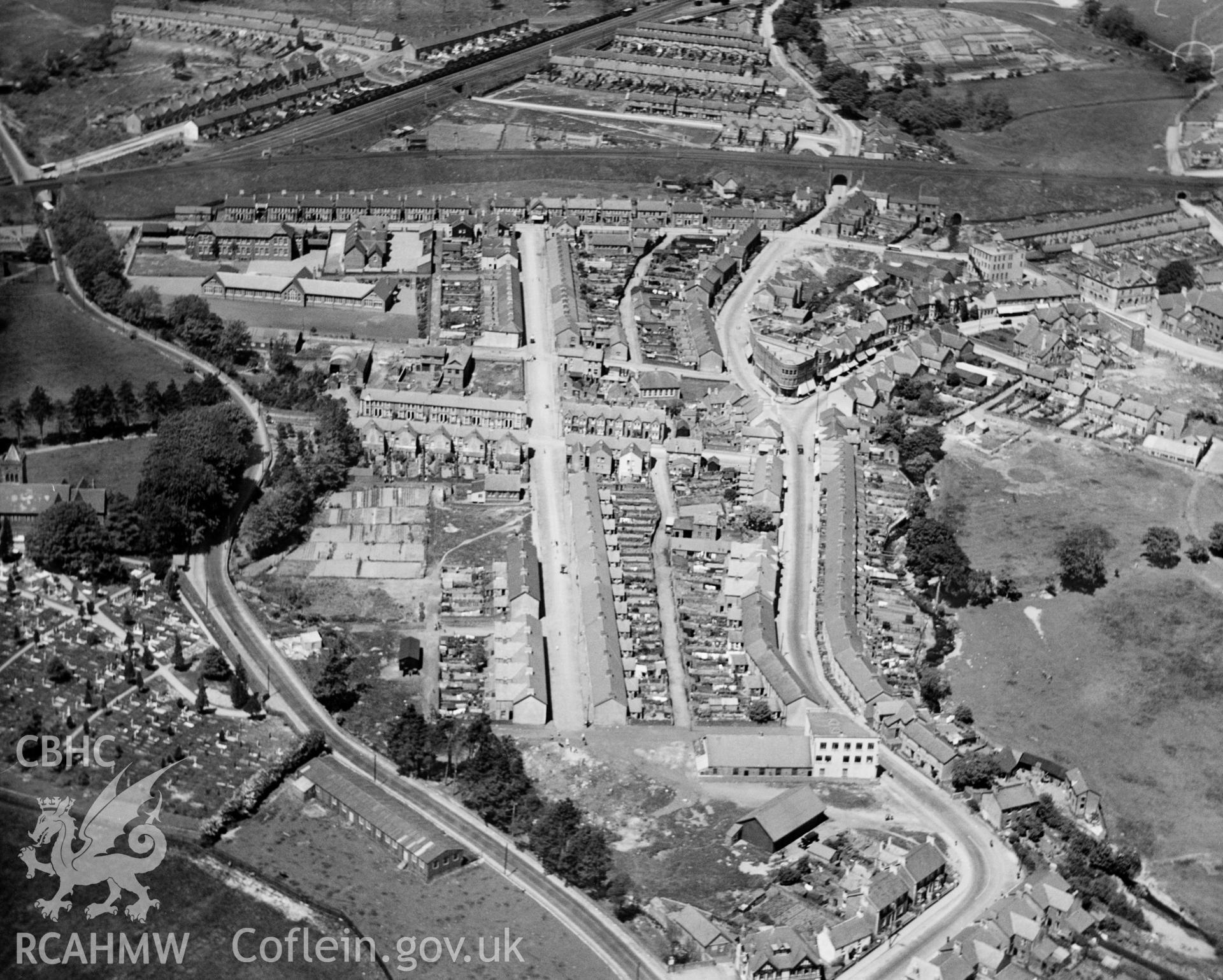 General view of Ystrad Mynach, oblique aerial view. 5?x4? black and white glass plate negative.
