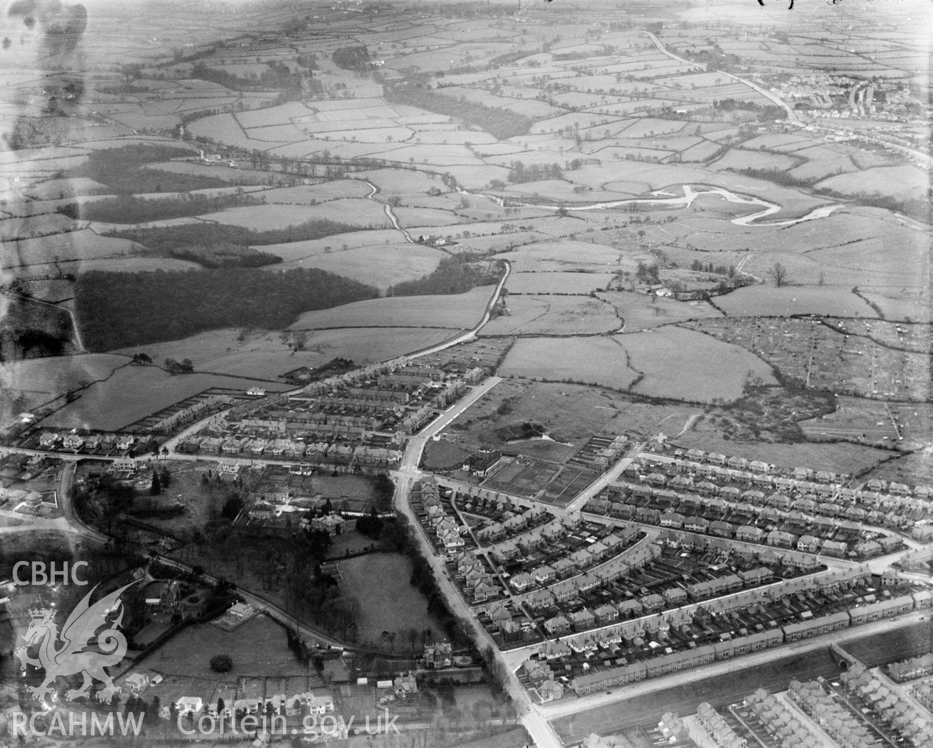 View of Cardiff showing Tremorfa housing estate, oblique aerial view. 5?x4? black and white glass plate negative.