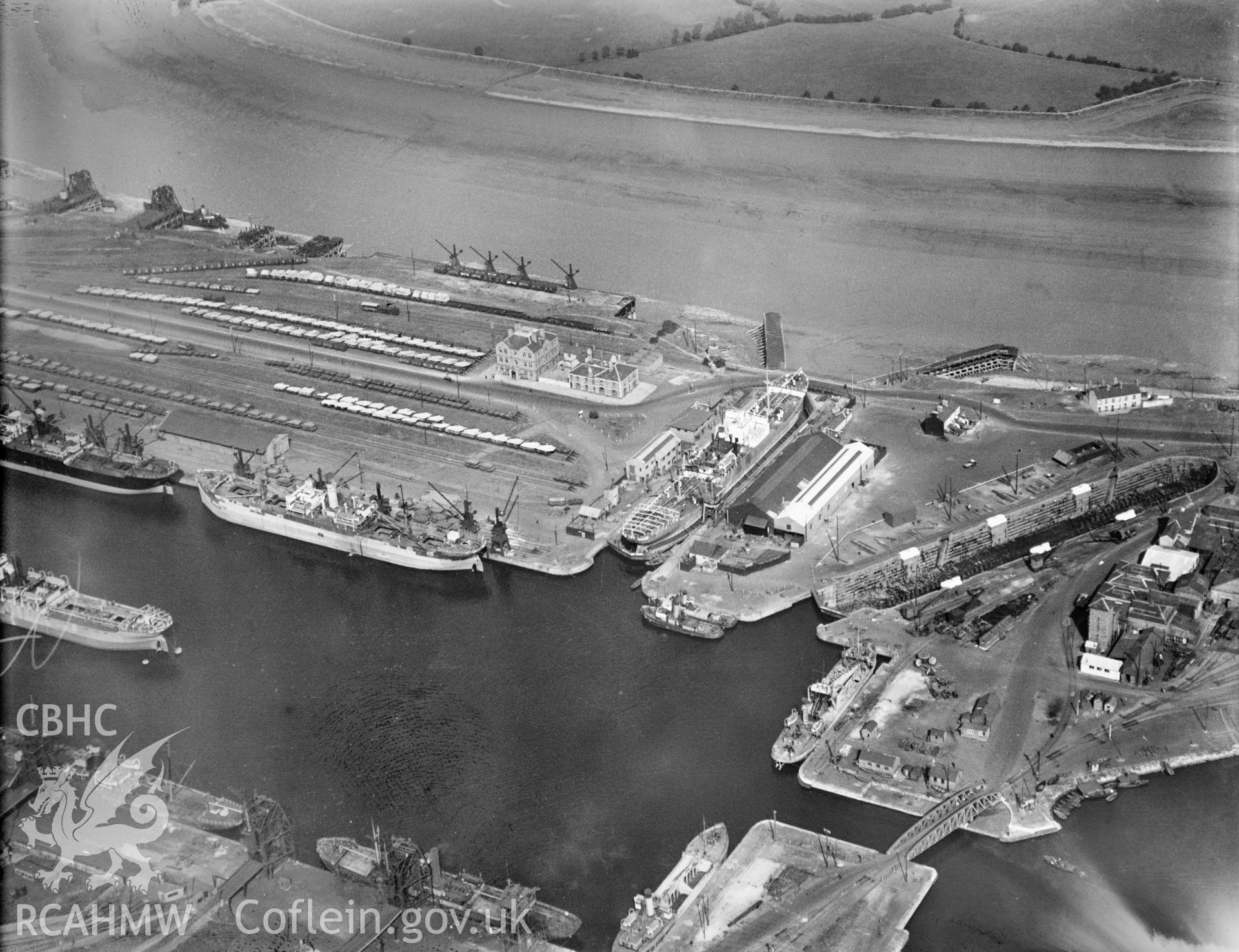Newport Docks, oblique aerial view. 5?x4? black and white glass plate negative.