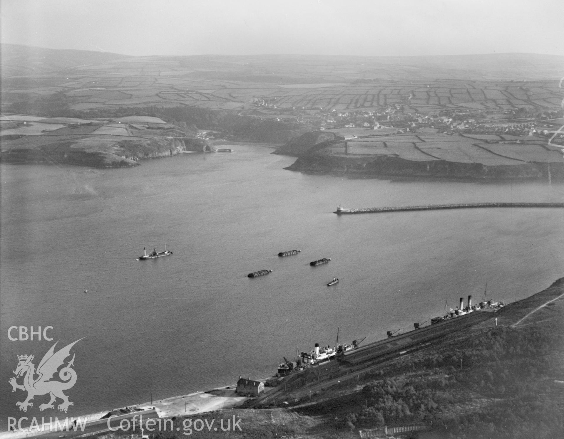 View of Fishguard & Goodwick Harbour, oblique aerial view. 5?x4? black and white glass plate negative.