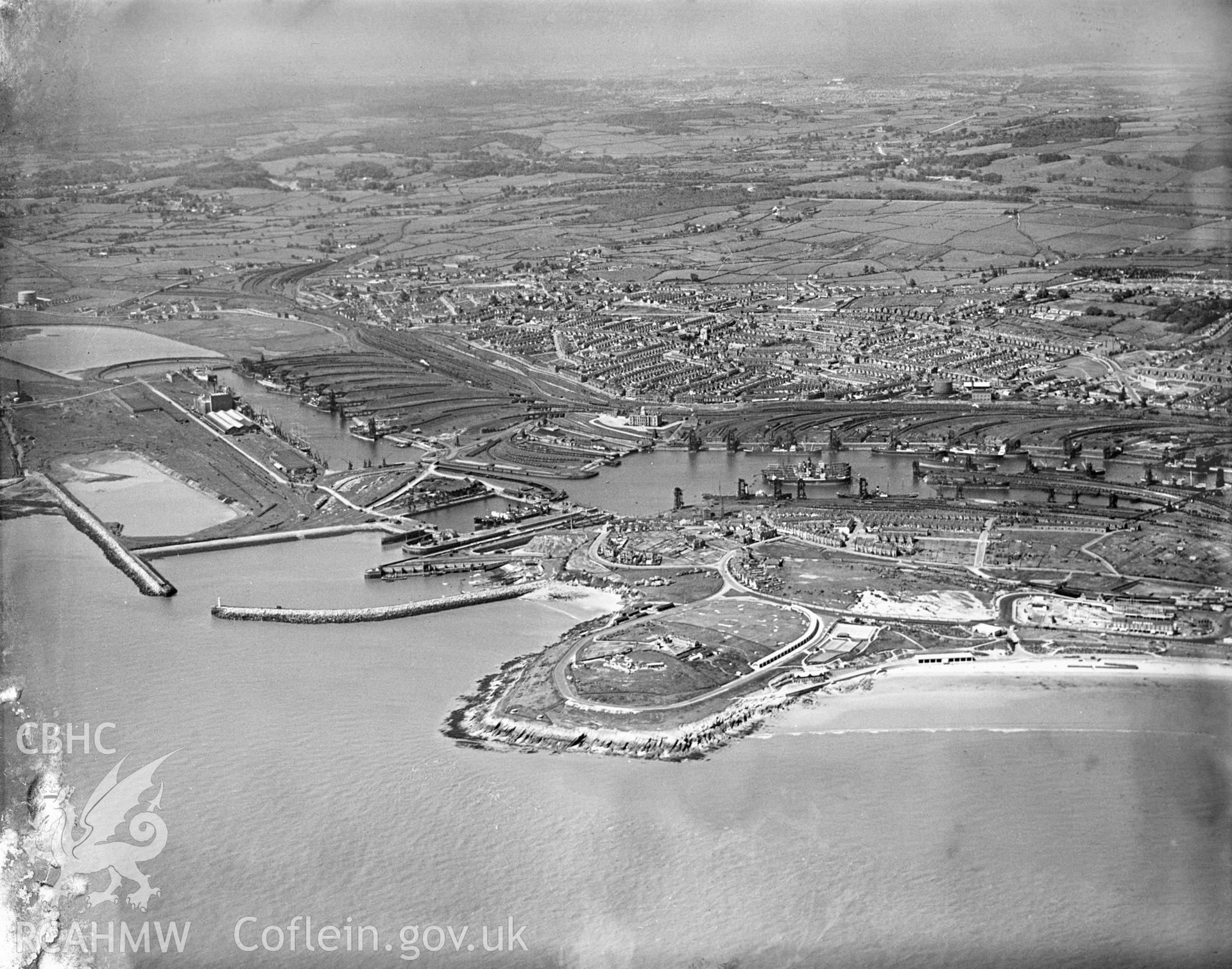 View of Barry Docks, oblique aerial view. 5?x4? black and white glass plate negative.