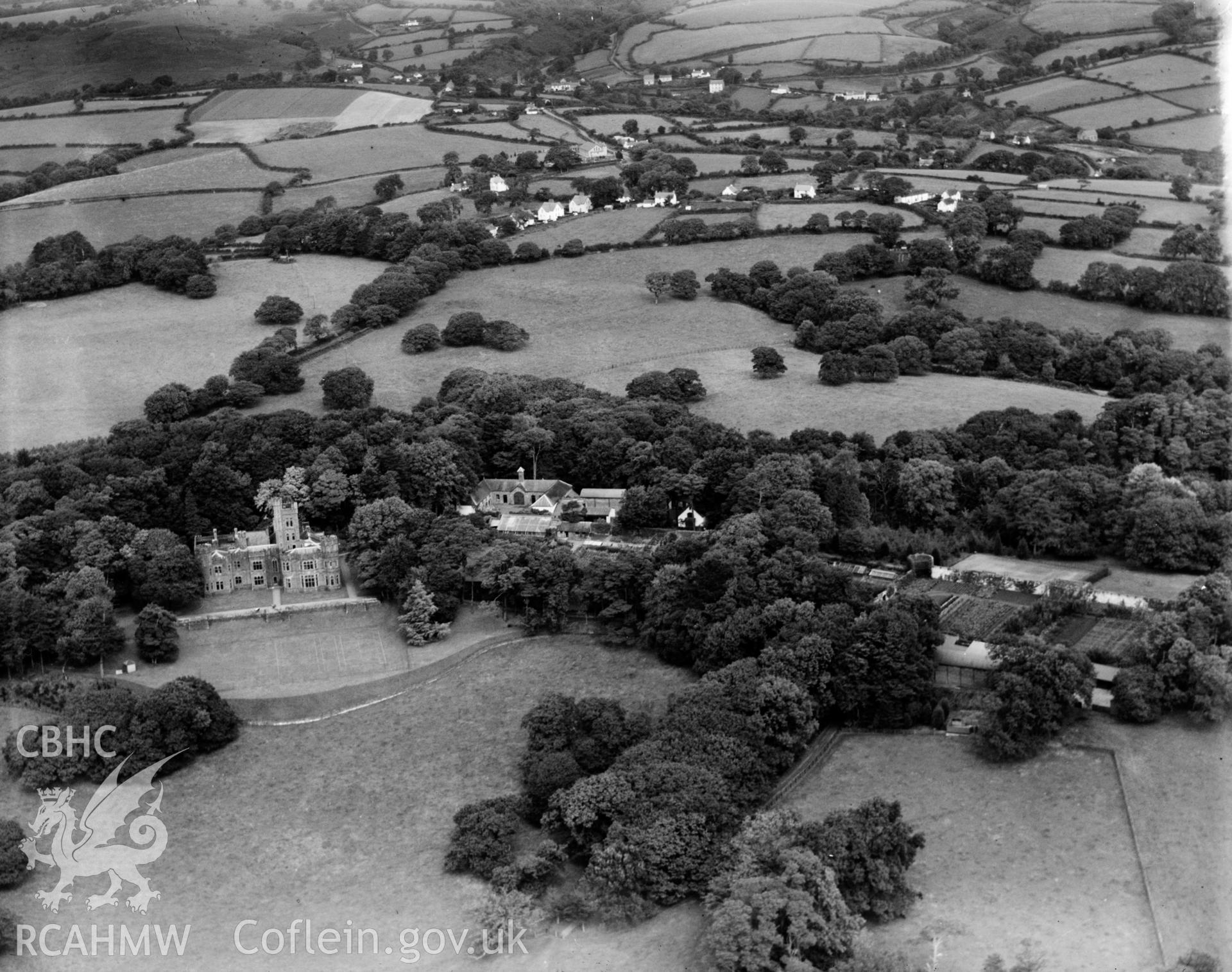 View of Hean Castle and grounds, Saundersfoot, oblique aerial view. 5?x4? black and white glass plate negative.