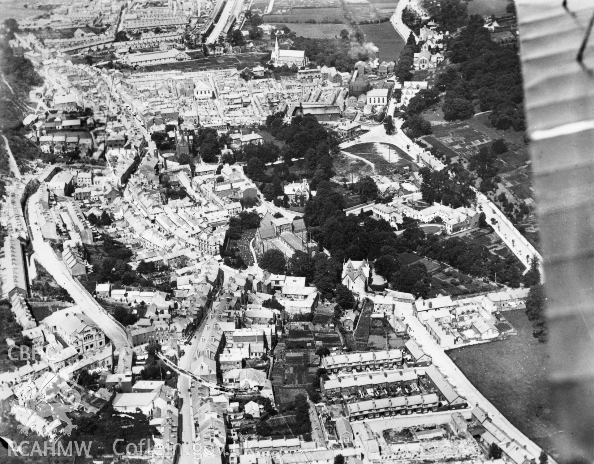 General view of Bangor showing cathedral. Oblique aerial photograph, 5?x4? BW glass plate.