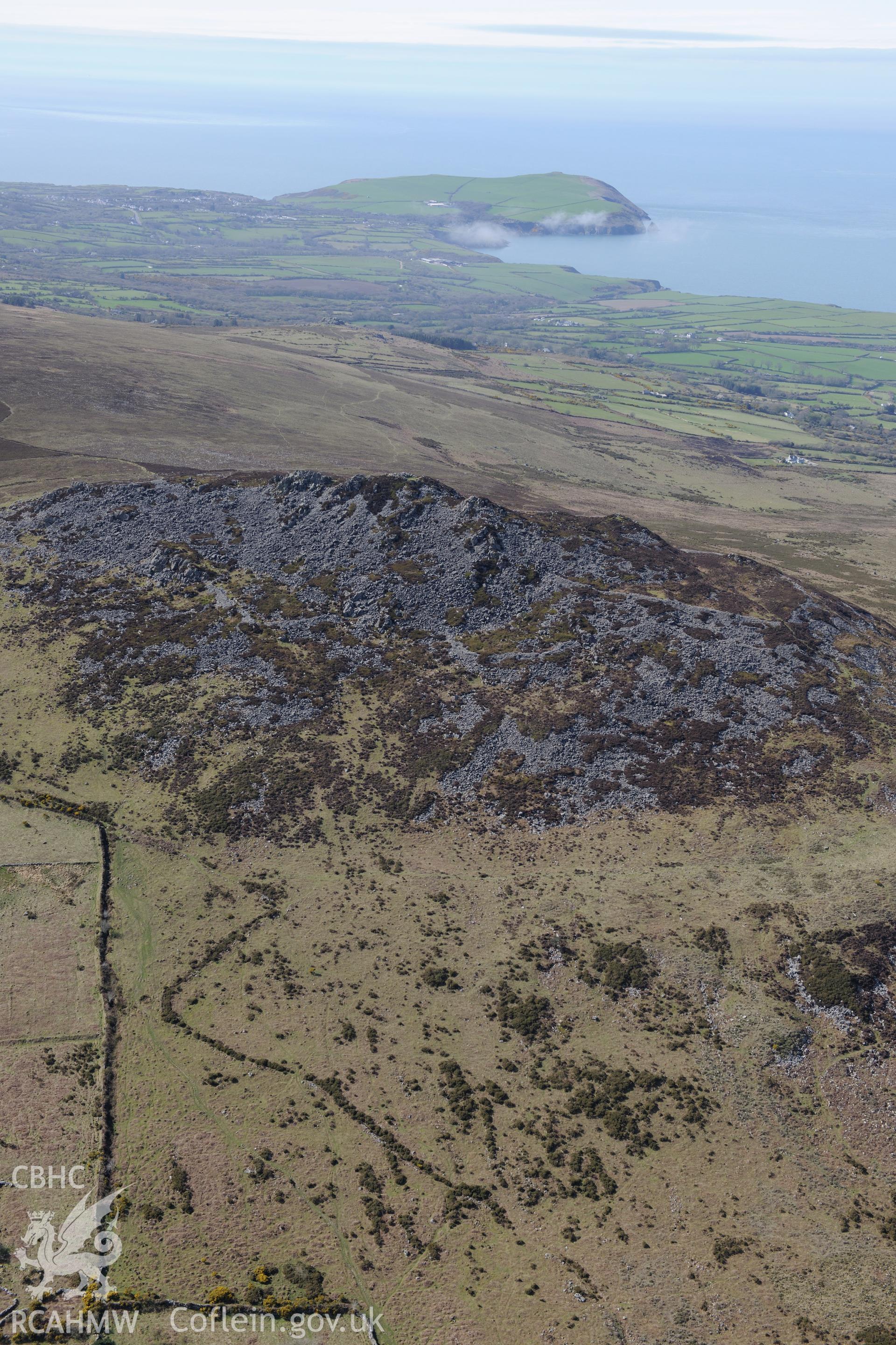 Carn Ingli Camp. Oblique aerial photograph taken during the Royal Commission's programme of archaeological aerial reconnaissance by Toby Driver on 15th April 2015.