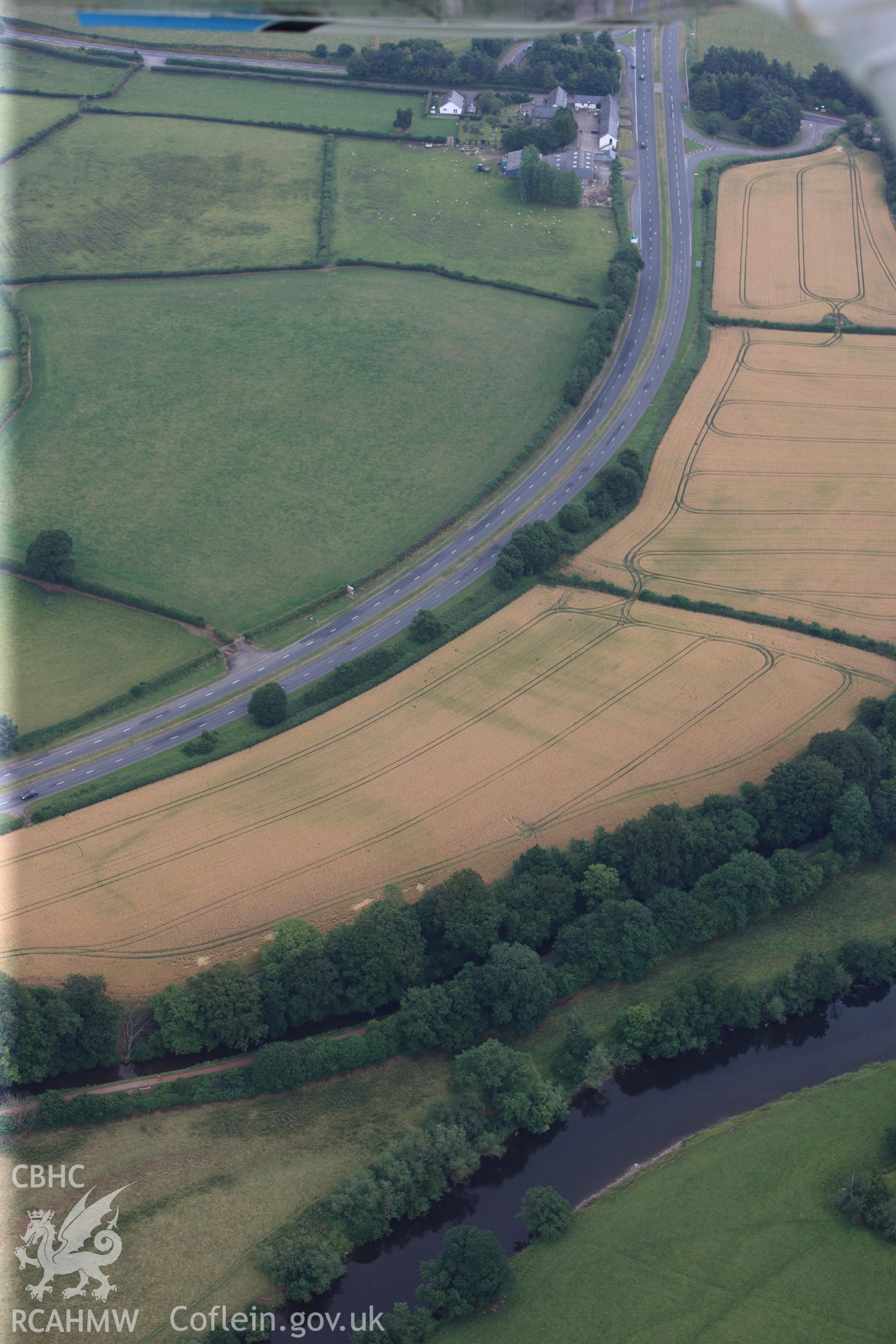 Cefn-brynich Roman fort, detailed view of cropmarks from west, taken by RCAHMW 1st August 2013.