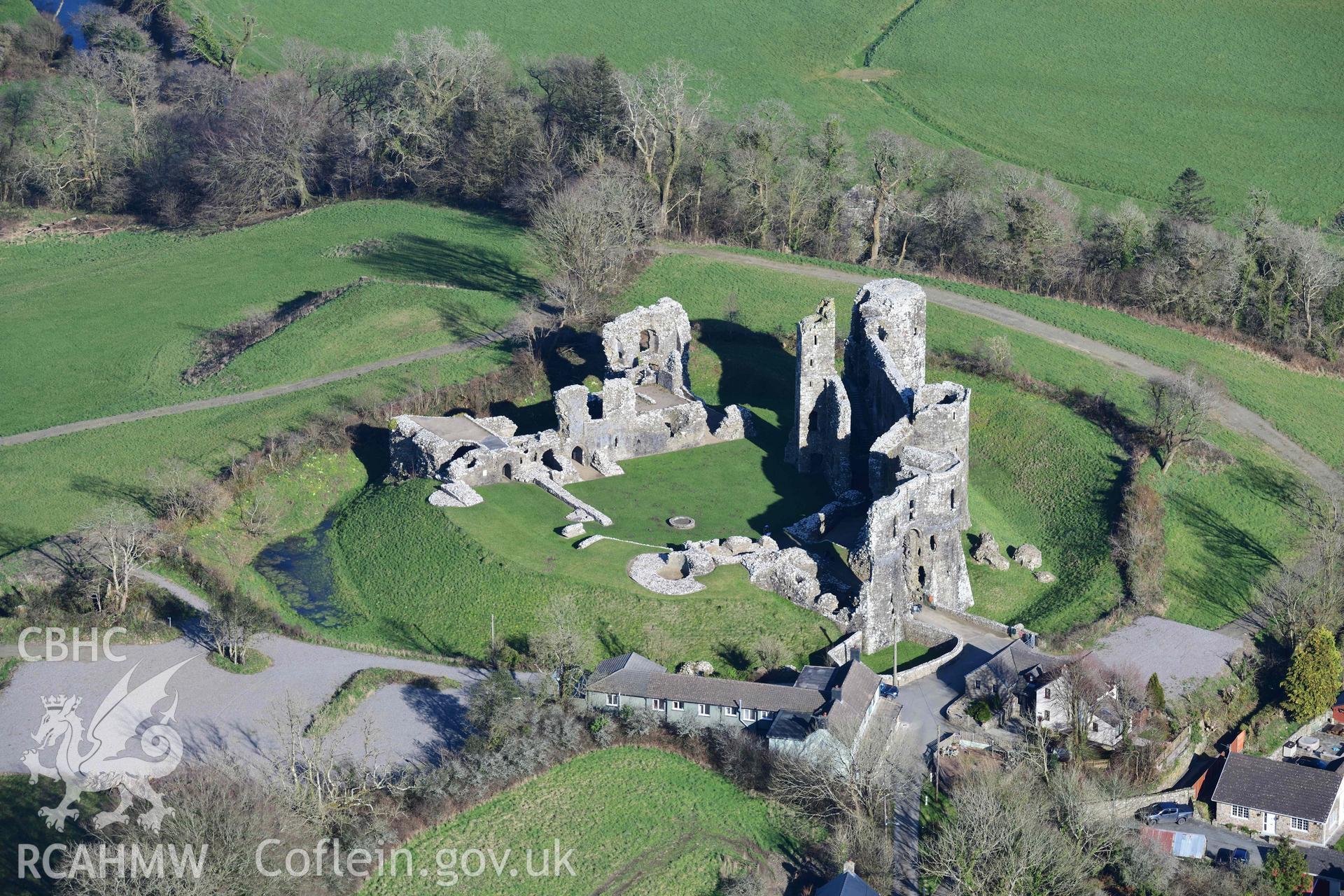 Llawhaden Castle. Oblique aerial photograph taken during the Royal Commission’s programme of archaeological aerial reconnaissance by Toby Driver on 14 March 2022.