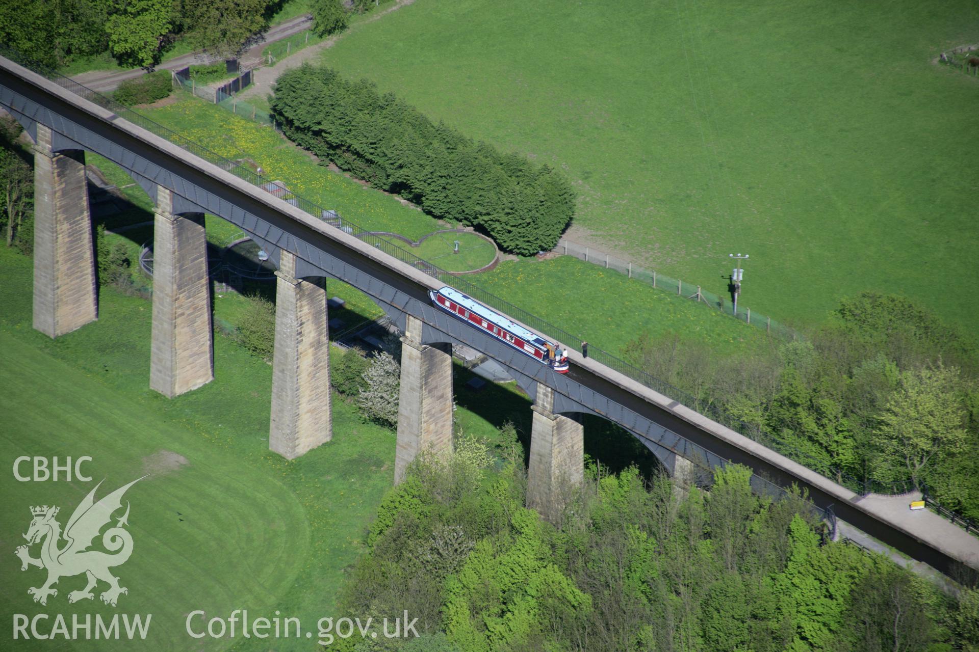 RCAHMW digital colour oblique photograph of Pontcysyllte Aqueduct. Taken on 05/05/2006 by T.G. Driver.