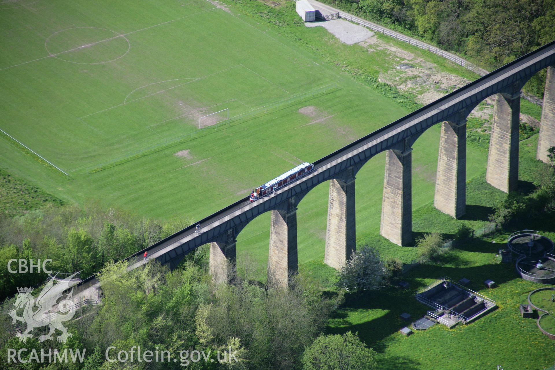 RCAHMW digital colour oblique photograph of a barge on the Pontcysyllte Aqueduct looking north-west. Taken on 05/05/2006 by T.G. Driver.