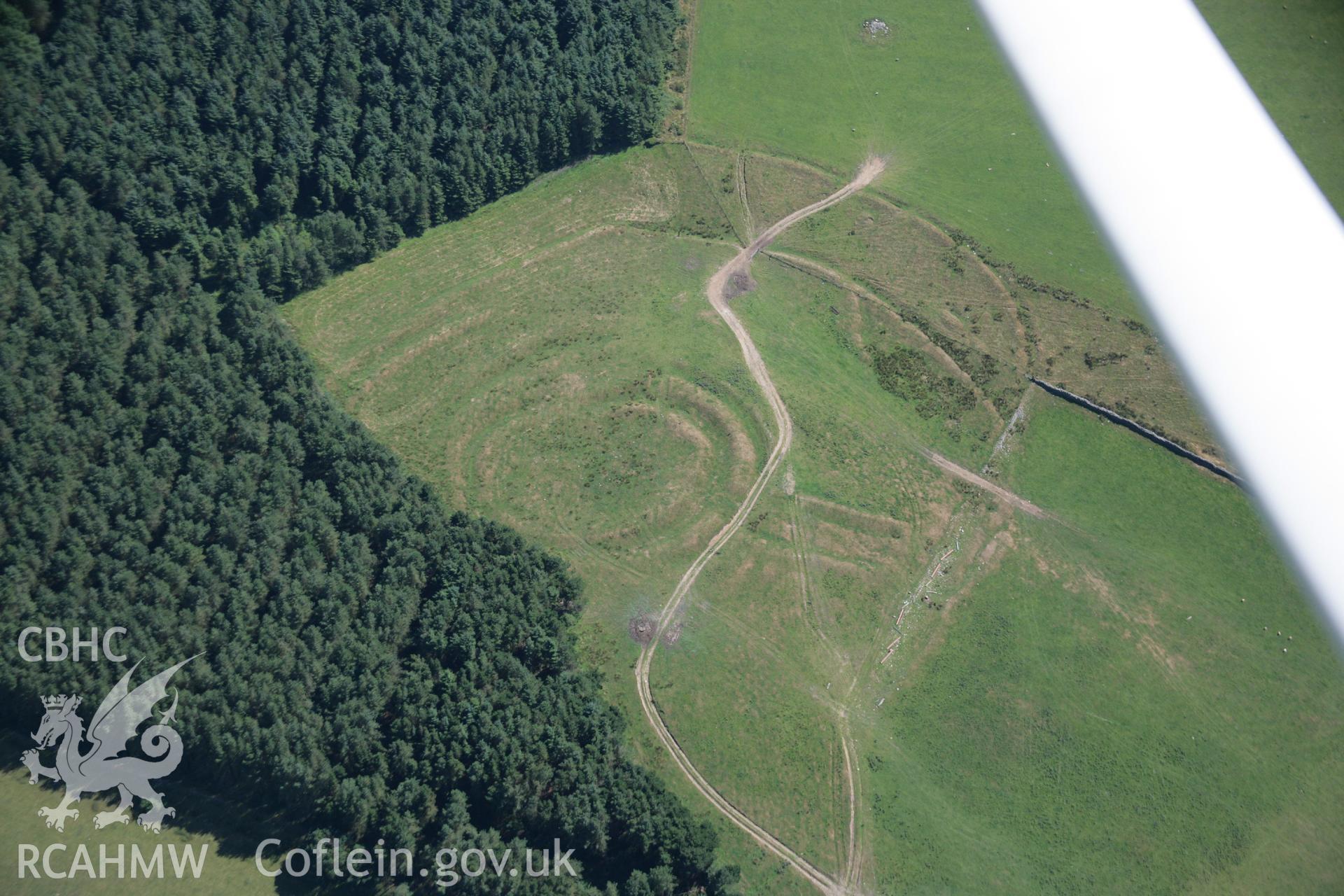 RCAHMW colour oblique aerial photograph of Gaer Fawr. Taken on 24 July 2006 by Toby Driver.