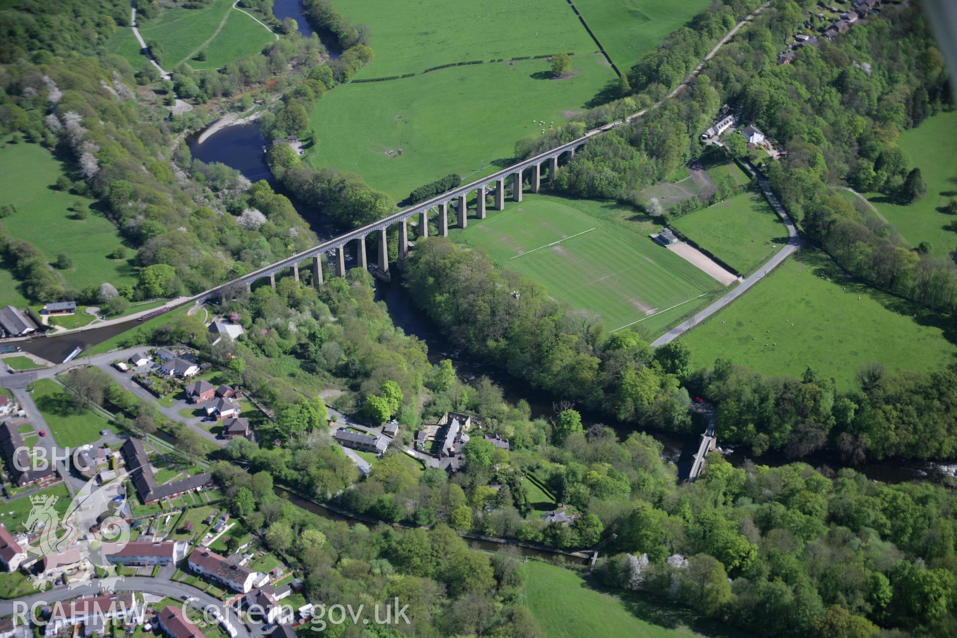 RCAHMW digital colour oblique photograph of Pontcysyllte Aqueduct from the north-west. Taken on 05/05/2006 by T.G. Driver.