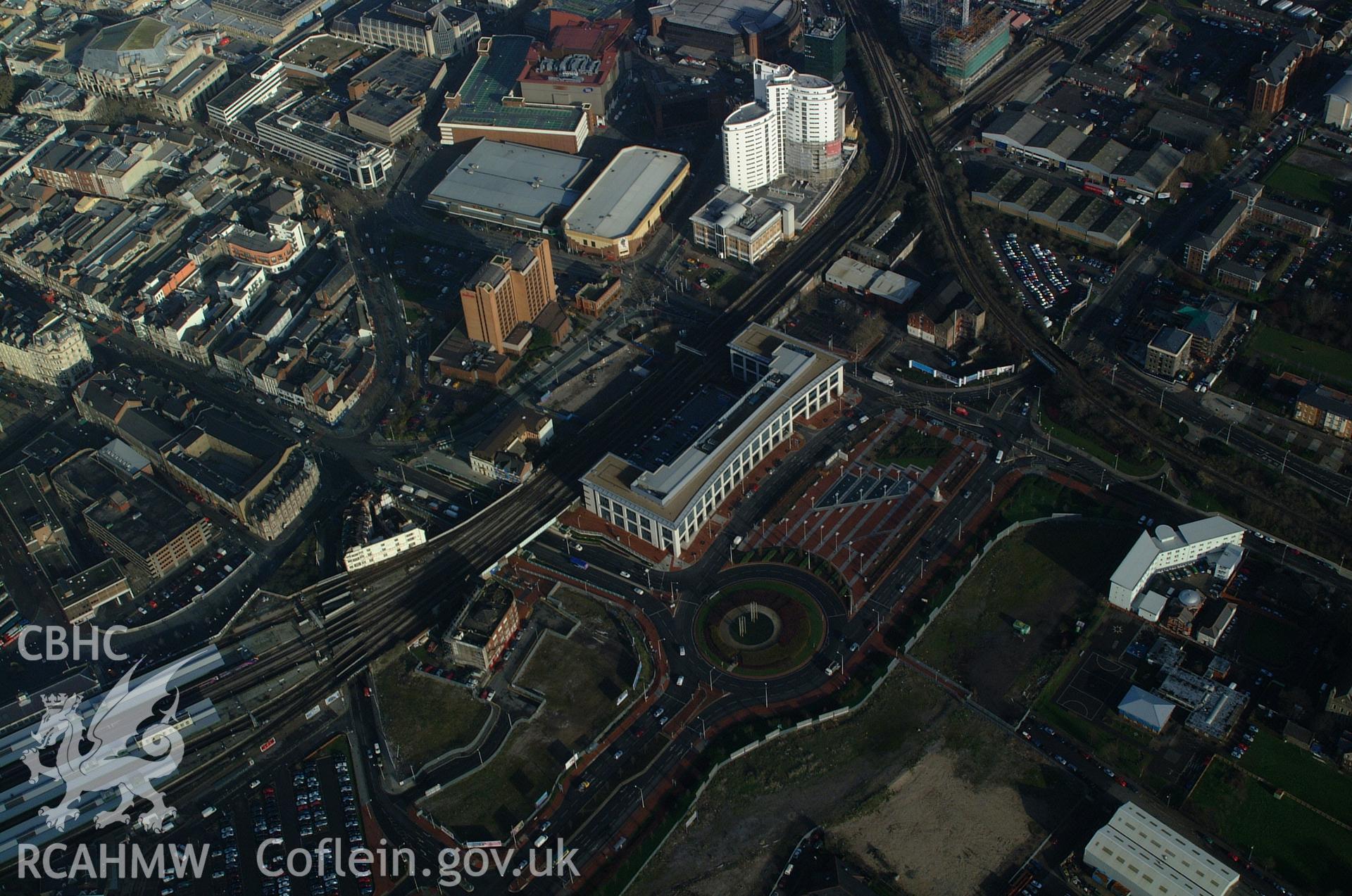 RCAHMW colour oblique aerial photograph of Cardiff taken on 13/01/2005 by Toby Driver