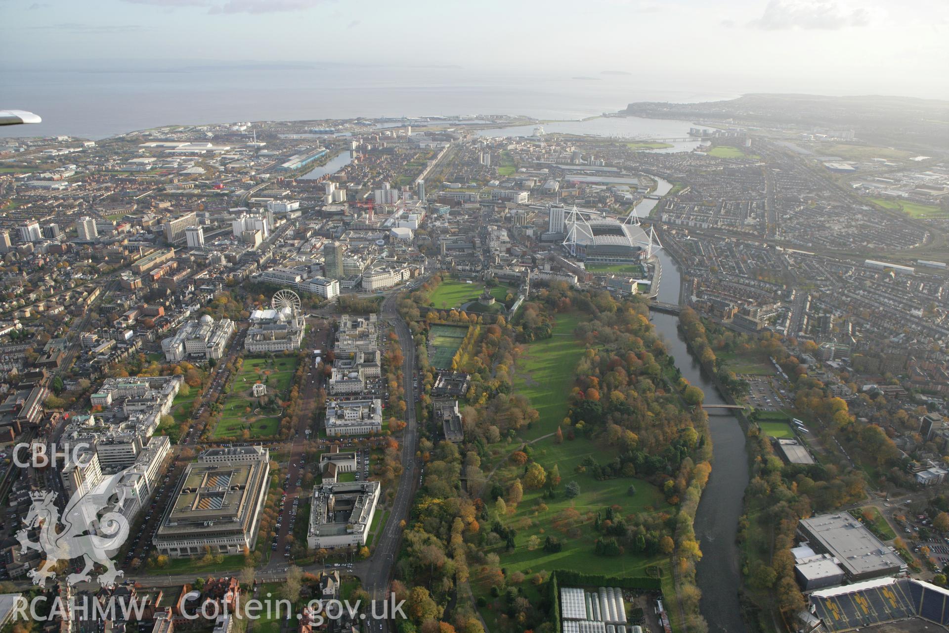 RCAHMW colour oblique photograph of Cardiff University and Bute Park, looking south towards Cardiff Bay. Taken by Toby Driver on 12/11/2008.