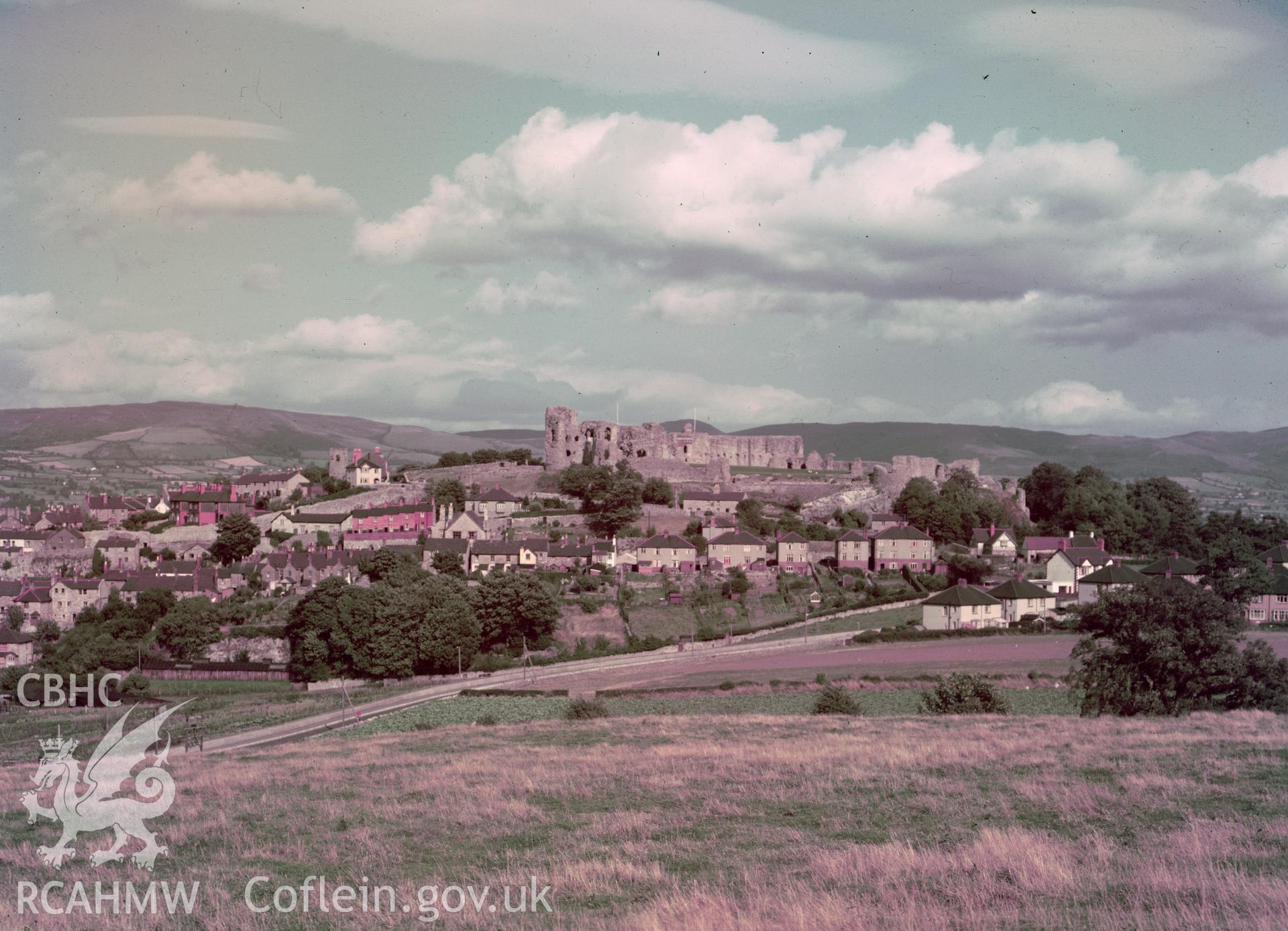 Colour view of Denbigh Castle.