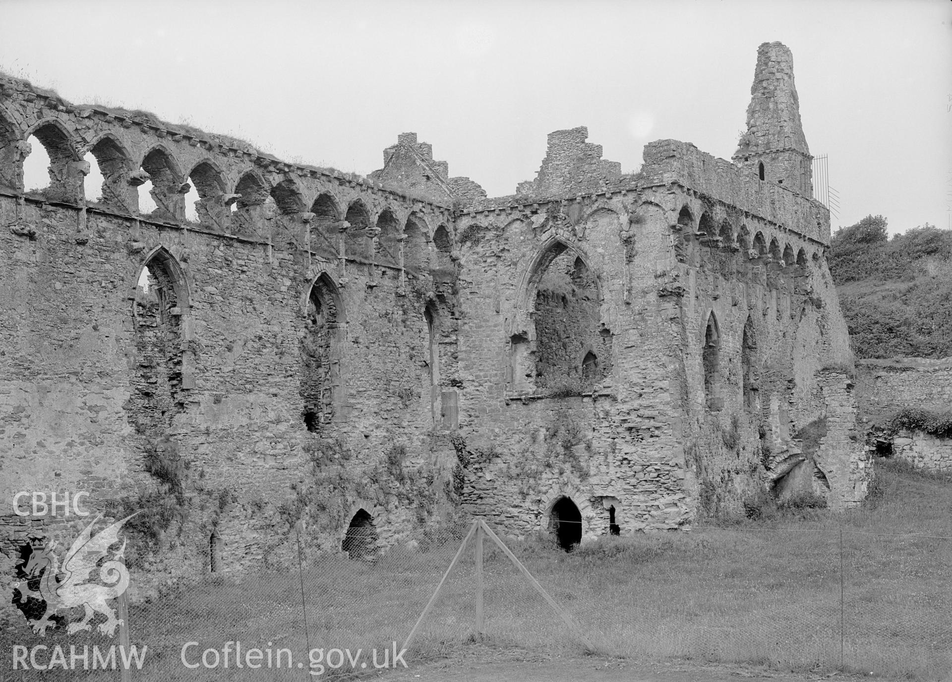 A black and white print of the Bishops Palace, St Davids.