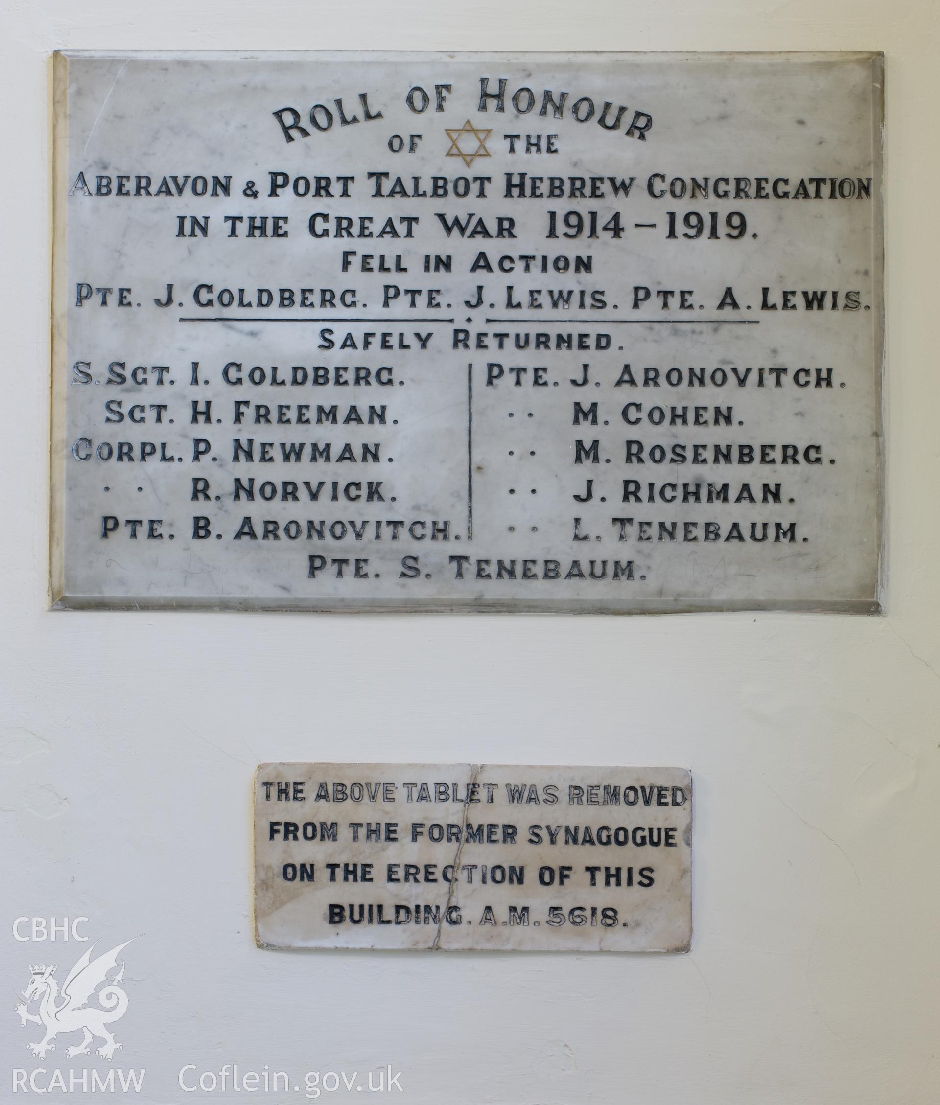 1914-1919 Aberavon & Port Talbot war memorial.