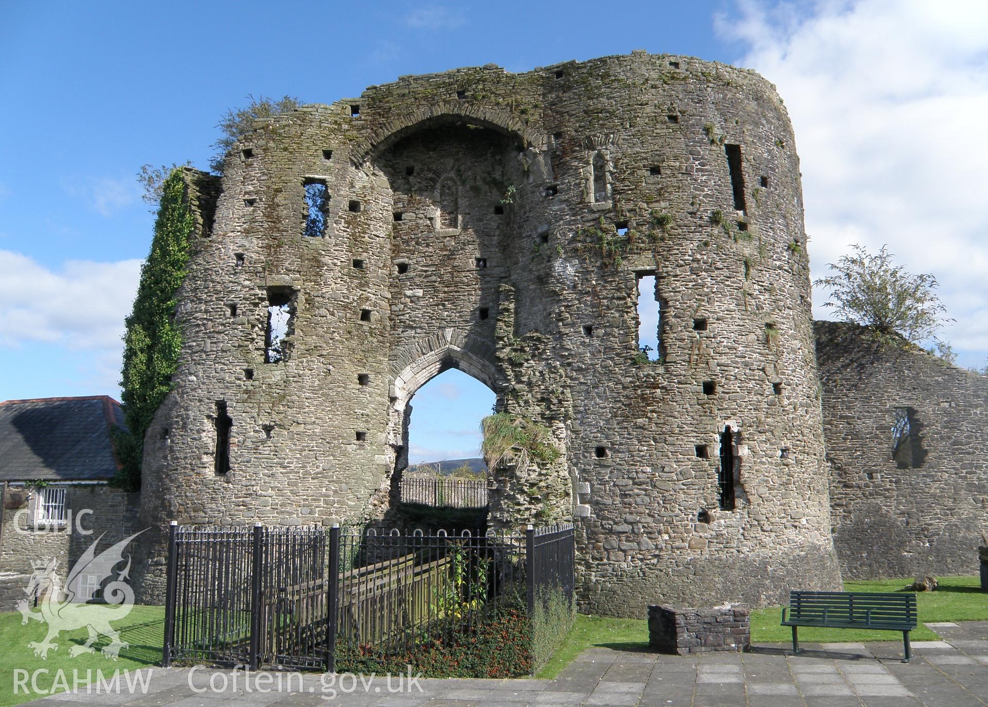 Colour photo showing Neath Castle, produced by Paul R. Davis,  26th September 2009.