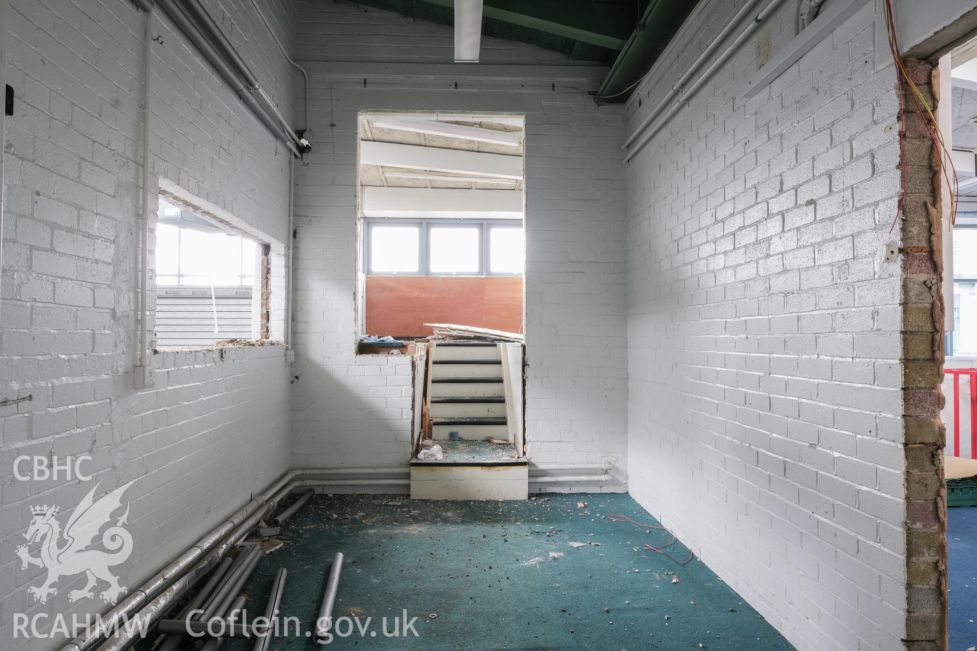 Digital colour photograph showing detailed interior view of room at Caernarfonshire Technical College, Ffriddoedd Road, Bangor. Photographed by Dilys Morgan and donated by Wyn Thomas of Grwp Llandrillo-Menai Further Education College, 2019.