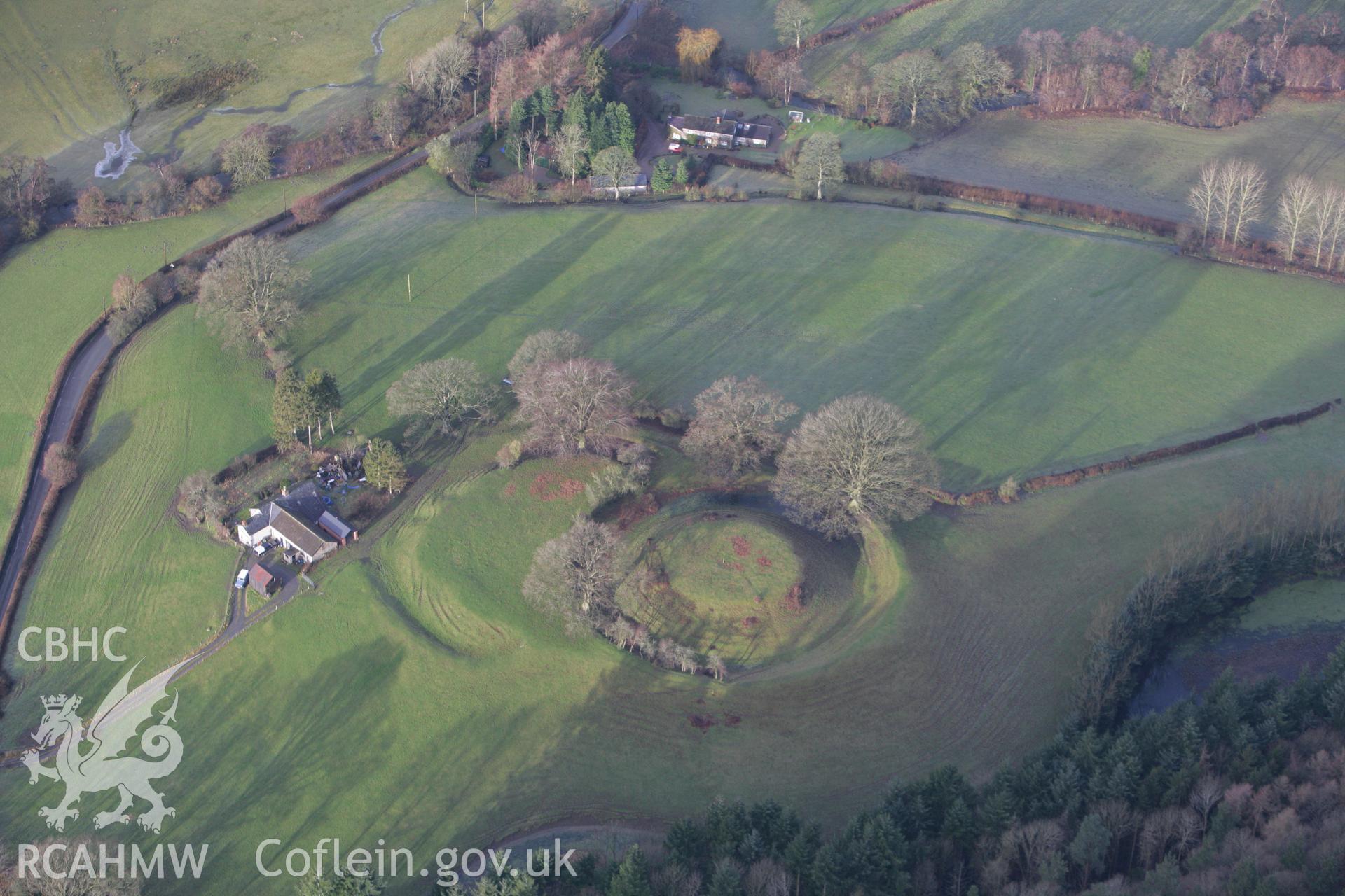 RCAHMW colour oblique photograph of Sycharth castle. Taken by Toby Driver on 21/01/2009.